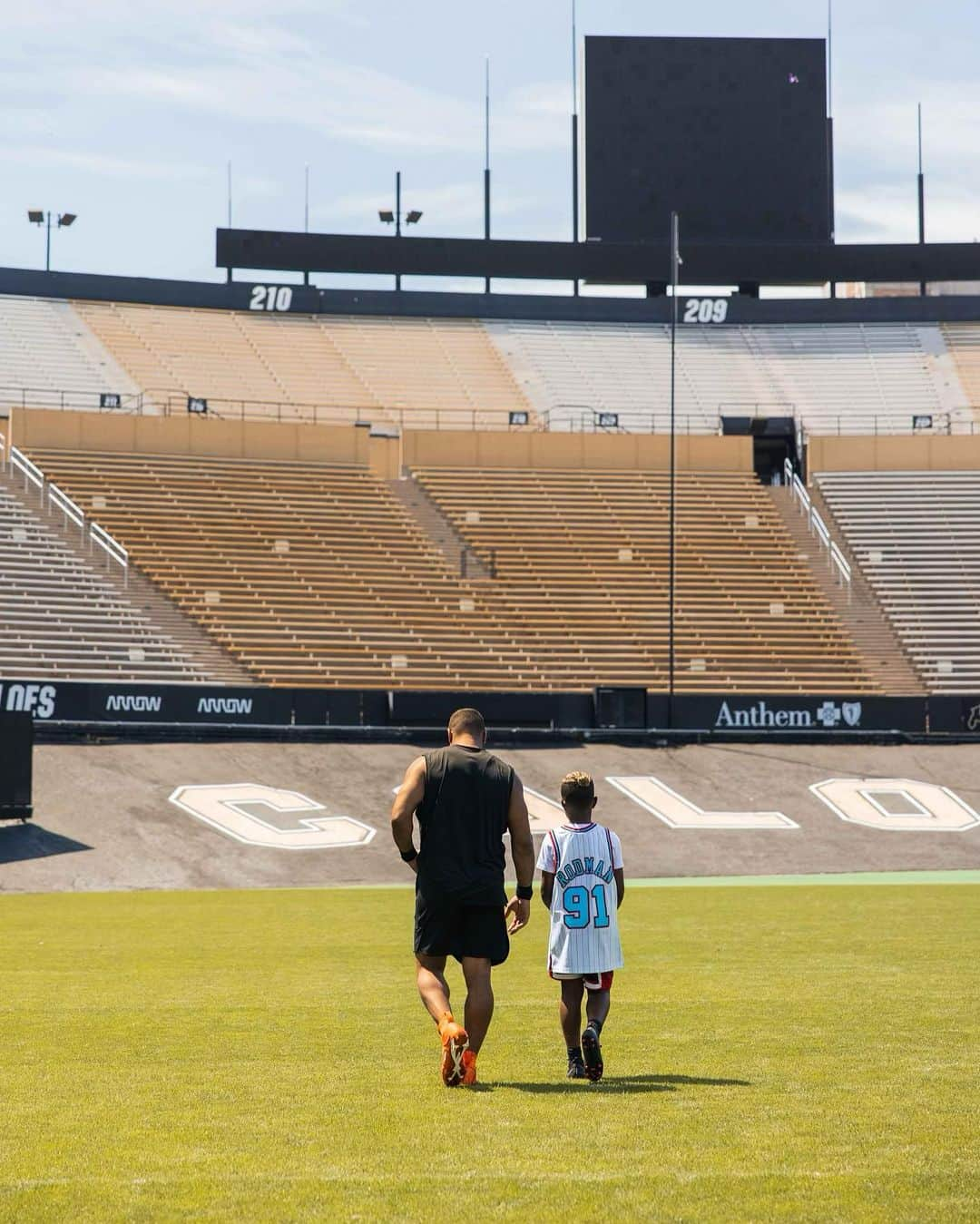 ラッセル・ウィルソンのインスタグラム：「Best part of the day #DadLife」