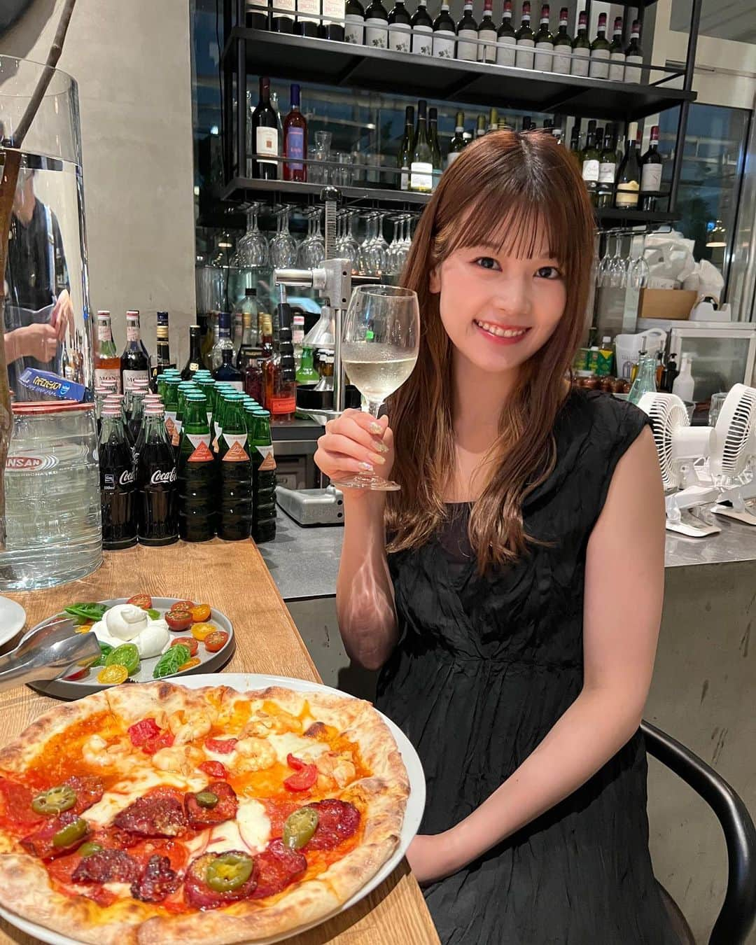 吉川七瀬のインスタグラム：「25歳なったよー🥂 みんないつもありがとう！ 24歳ラストは彩音ちゃんがお祝いしてくれました🫶一緒に過ごせて嬉しいー！！ありがとう〜❤️」