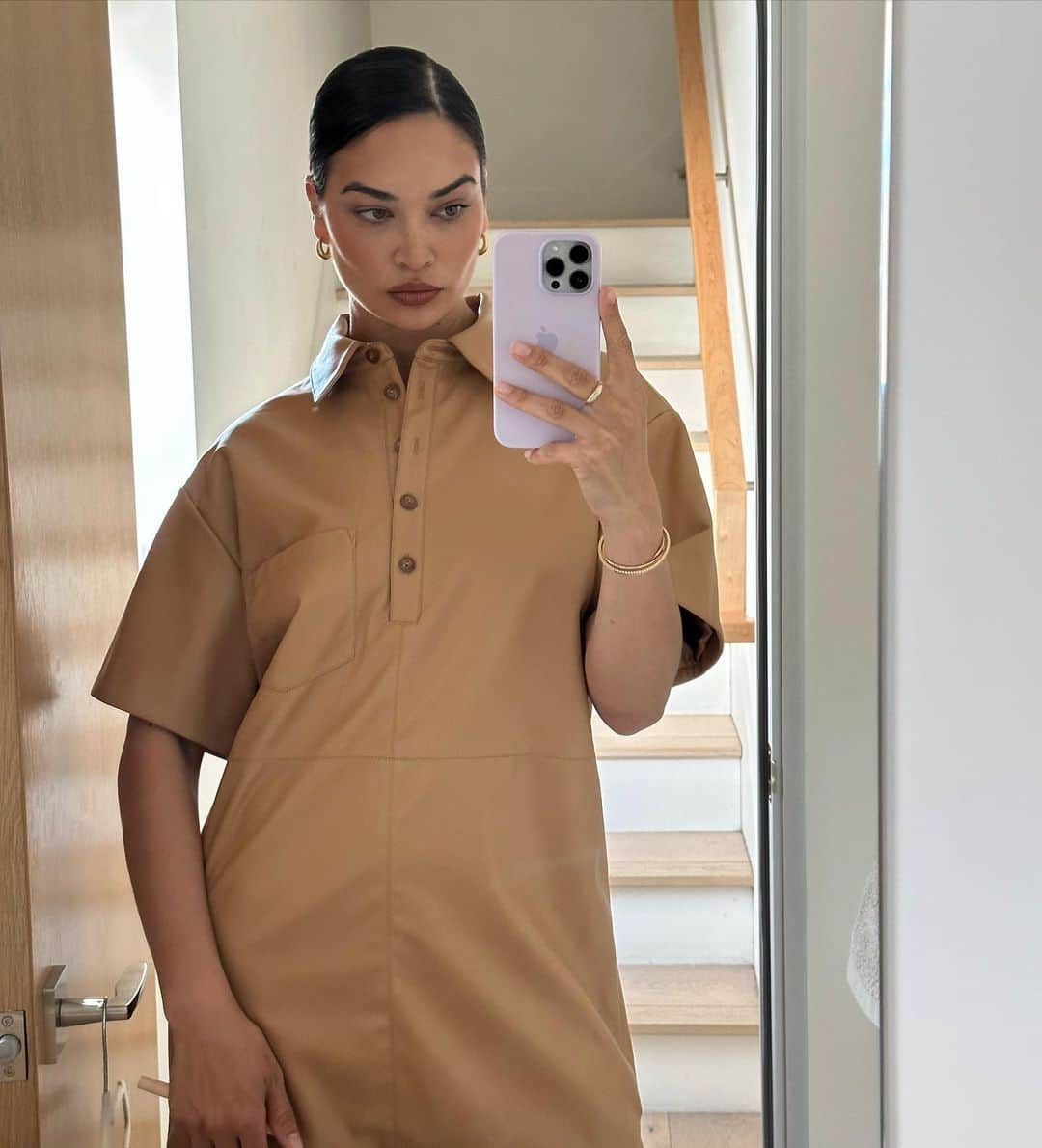シャニーナ・シャイクのインスタグラム：「outfit check 🤎」
