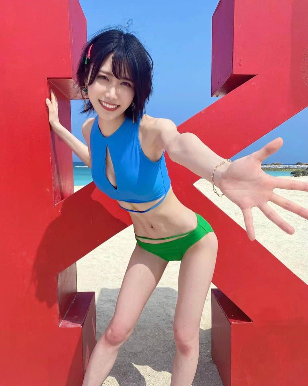 隈本茉莉奈さんのインスタグラム写真 - (隈本茉莉奈Instagram)「夏を楽しんでる写真です❤️」7月21日 0時34分 - kumamoto_marina