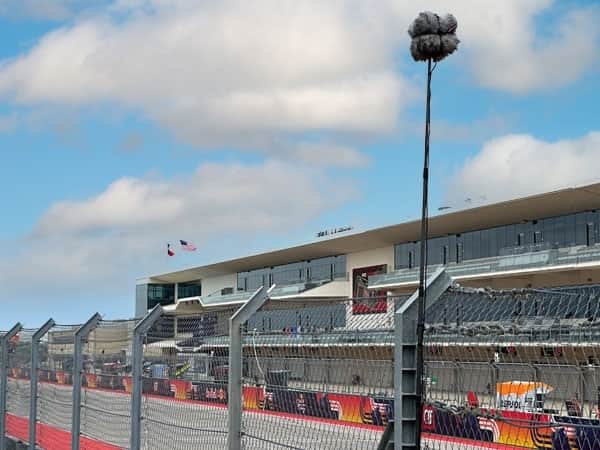 Audio-Technica USAのインスタグラム：「From the electrifying hums of the motorcycles to the roar of the crowds, Audio-Technica’s microphones capture every audio moment of @motogp’s races. Get a firsthand look at our microphones in action from Sound & Vision at the link in our bio.⁠ .⁠ .⁠ .⁠ #AudioTechnica #Racing #Microphones #MotoGP」