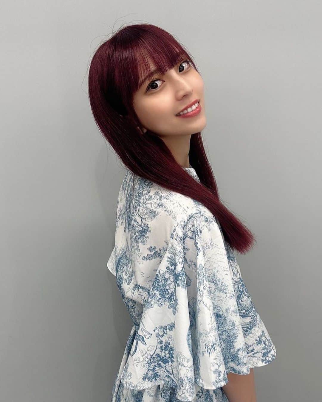 竹内星菜のインスタグラム：「夜遅くの更新🆙 . 髪染めてきた〜！カットも！ 今回びっくりするぐらいピンクのカラー剤で可愛いすぎた笑 . . いつも可愛いくしてくれて ありがとございます🥴👏 @n_kaito_style」