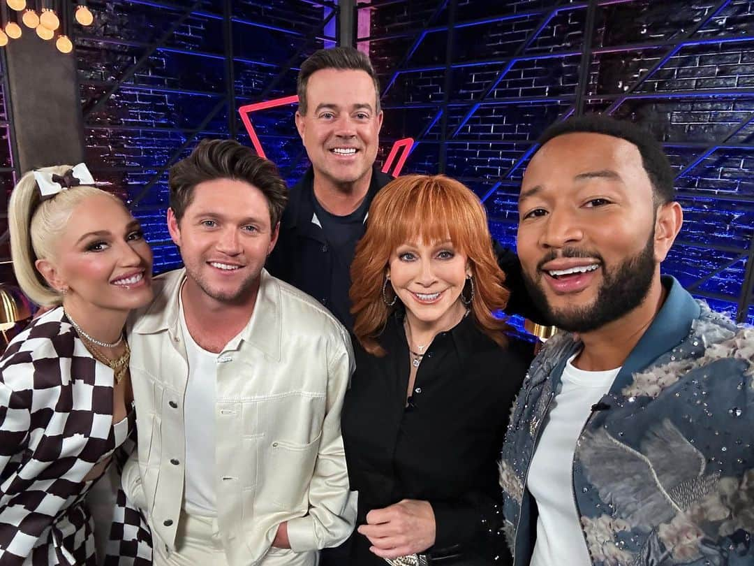 グウェン・ステファニーさんのインスタグラム写真 - (グウェン・ステファニーInstagram)「get in besties, we're going to blinds. 🚗 🎶 #TheVoice returns with @reba, @johnlegend, @gwenstefani, and @niallhoran Sept 25th 8/7c on @nbc and streaming on @peacock.」7月21日 1時30分 - gwenstefani