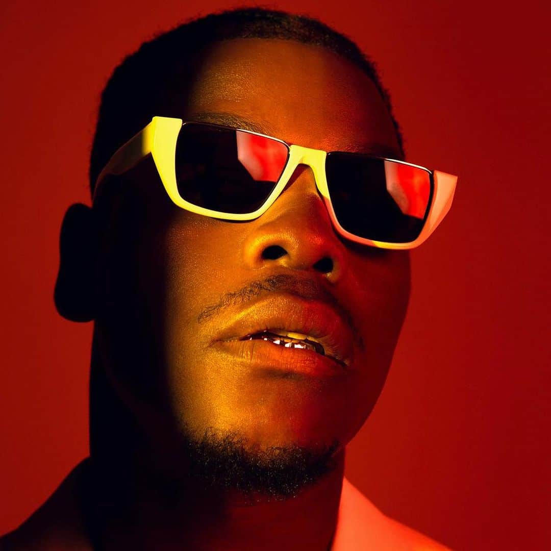 ジョン・ボイエガのインスタグラム：「Way too clean . @levelmag」