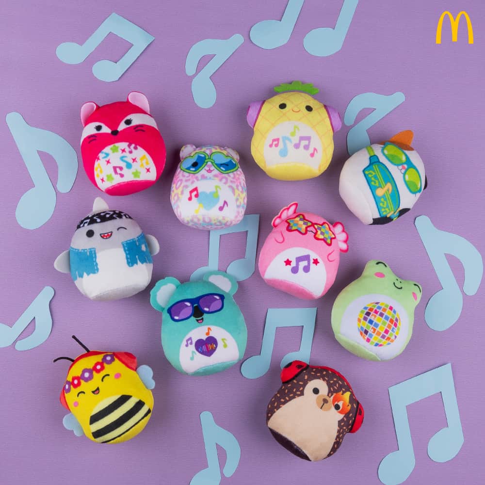 McDonald's Philippinesのインスタグラム：「i spy w/my little eye, something cute that your kiddos will like! 🥰   Get the latest Happy Meal Squishmallows before your kids’ vacay ends. Collect all 10, via McDelivery! 🙌🏼」