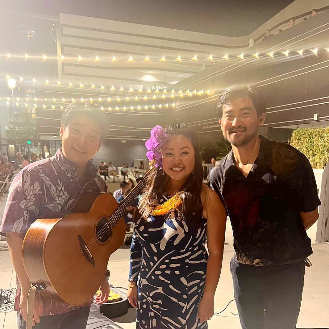 Eden Kaiのインスタグラム：「Yes it was only for a day, but had such a blast performing at Terasaki Budokan… and just to be in Little Tokyo in general!!🥲⁣ Brought back so many good memories…!(My first LA trip was in Little Tokyo)⁣ Thank you JACL for the great honor and having me as a guest performer, and everyone for coming down:-))🌃⁣ Gotta plan a longer trip for next LA stay😆🙏🎶⁣ ⁣ 本当に一日だけの滞在でしたが、初のテラサキ武道館演奏 そして…リトル東京に居られただけでとても嬉しい気持ちでした😊✨(初のLA滞在がリトル東京でした)⁣ JACLの皆さま、この度はゲストパフォーマーとしてお招きいただき そしてお越しいただきありがとうございました🙇‍♂️⁣ 次回は長めのロサンゼルス滞在…ですね！😅笑⁣ ⁣ ⁣  #JACL #TerasakiBudokan #LittleTokyo #リトル東京 #小東京 #LA #LosAngeles #ロサンゼルス」