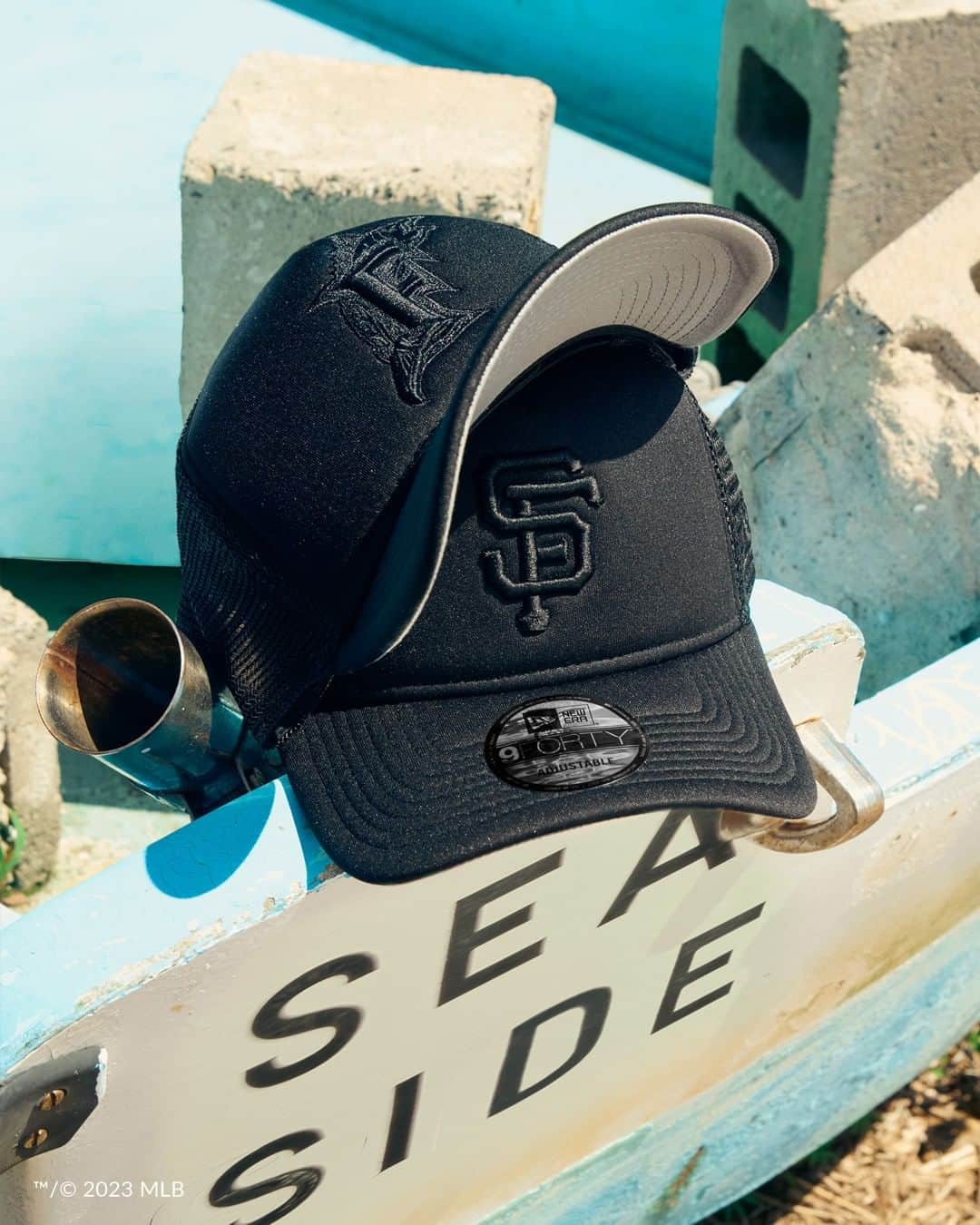 ニューエラ・キャップのインスタグラム：「Hotter sun, hotter fit. Shop the full Seaside Collection in select MLB and NBA teams.」
