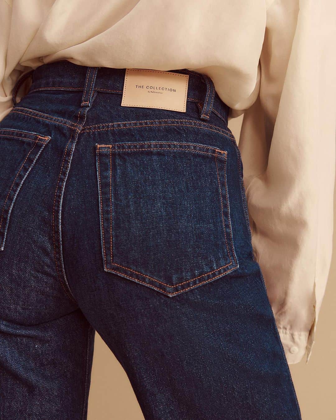Reformationさんのインスタグラム写真 - (ReformationInstagram)「New from us and Laura Vassar. Limited-edition denim made in Los Angeles with 100% organically grown cotton.」7月21日 3時52分 - reformation