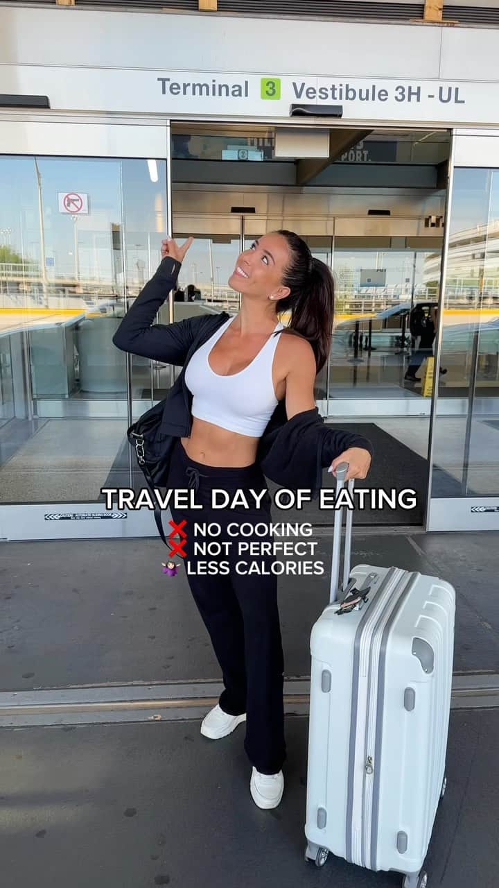 Ainsley Rodriguezのインスタグラム：「✈️EAT IN A DAY TRAVEL EDITION! 🍴 . This was a day when I ate less than usual. Not because it was a ‘rest’ day or because I had preplanned a lower calorie day. I simply ate less because I was traveling and lazy and not as hungry! . I don’t personally count macros or track my calories because I don’t feel like that’s any way to live 🤷🏻‍♀️ I’ve learned to listen to my body when it comes to fueling it and took a heck of a long time to get there but I’m so grateful for it! . Breakfast: I ordered some egg bites and a mint tea from Starbucks and I do always travel with my vitamins which is one thing I try to keep as consistent as possible! . Snacks: I planned on eating more cashews and the snacks they give on the plane - but I fell asleep and did none of that lol . Lunch: I ordered a chicken and rice bowl on the way home and grabbed one of my favorite energy drinks for an afternoon pick me up! I usually have my energy drink as my pre-workout but works great for that afternoon slump as well! . Dinner: I was too lazy to cook so I ordered in again and got an Asian beef and rice bowl . Late night: I love chamomile tea before bed to help me wind down and tend to have a craving for sweets so I had my favorite protein brownie for dessert! . @reignbodyfuel #REIGNStorm #EnergyDrink #eatinaday #iam1stphorm #whatieatinaday #fitness」