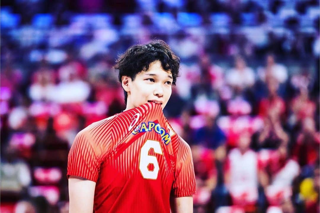 山内晶大さんのインスタグラム写真 - (山内晶大Instagram)「. . . VNL 2023 Final round in Gdańsk 🇸🇮🇯🇵 Best4 11勝目💪 . . . #龍神nippon  #Japan #Slovenia」7月21日 4時46分 - akihiroooo1130