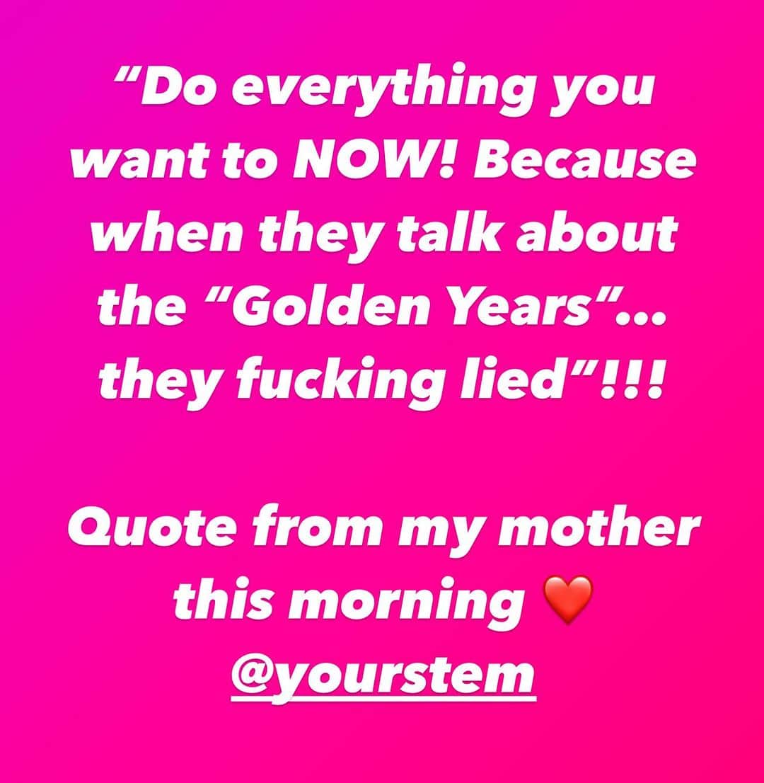 ブライアンアトウッドのインスタグラム：「I love you Mom.  @yourstem ❤️」