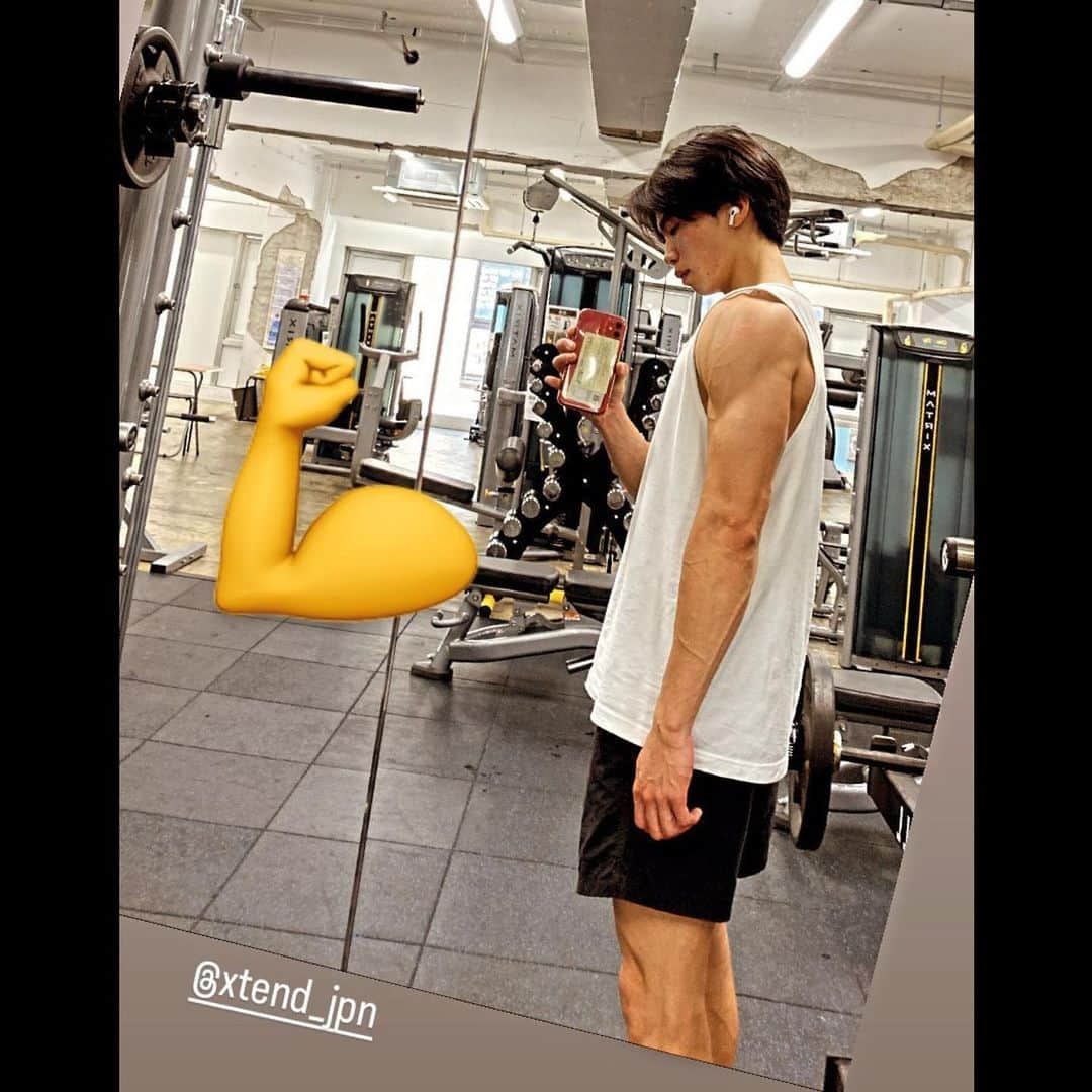 梶原颯さんのインスタグラム写真 - (梶原颯Instagram)「🔥💪🔥  #筋トレ　#ボディメイク　#abs #肌肉　#肌肉男　#ウルトラマン」7月21日 19時00分 - hayate_kajihara