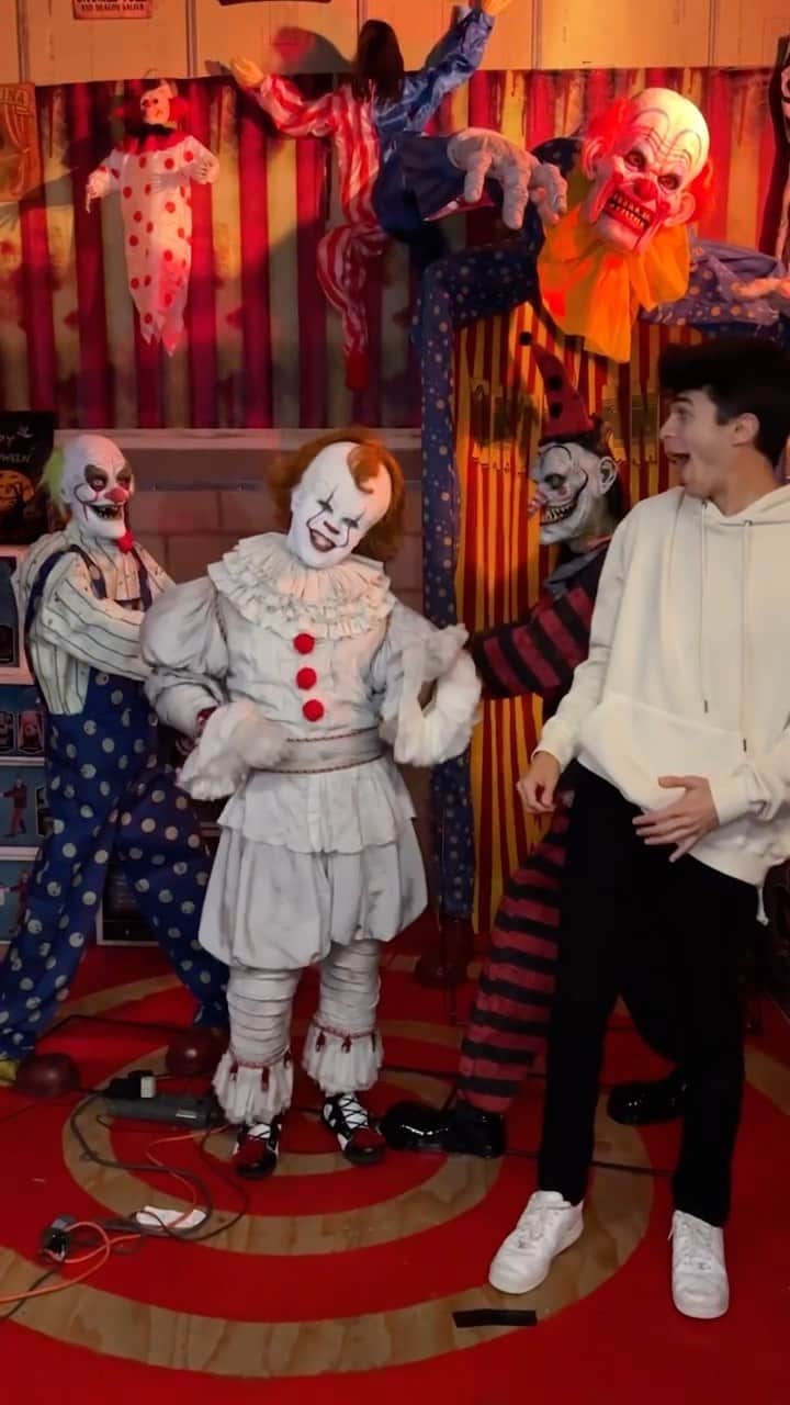 Brent Riveraのインスタグラム：「Like this or a clown will be under your bed tonight 😂」