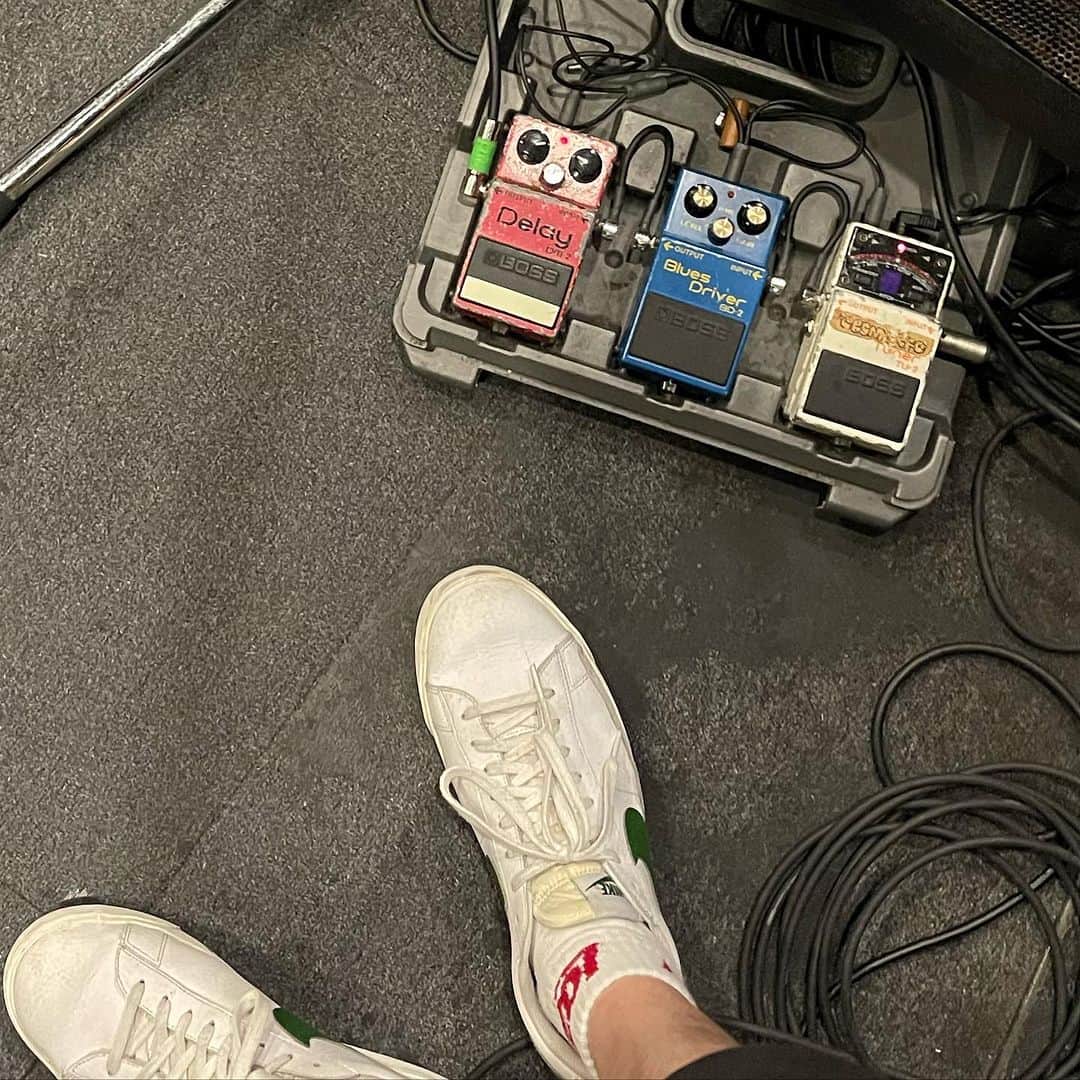 松田岳二のインスタグラム：「BOSS x 3  DM-2 BD-2 TU-2」