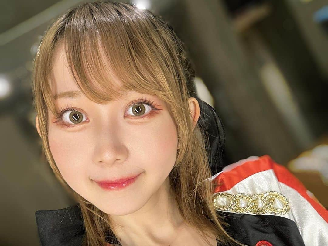 秋田知里さんのインスタグラム写真 - (秋田知里Instagram)「🎤2023.6.11 仮面ライダーGIRLS定期公演スペシャル！ ひっさびさの曲数多めのライブ🫶🏻最高に楽しかった〜〜🥹✨✨✨ 新衣装を着てのライブは初で、声出し解禁もして、これこれー！！！ってめちゃくちゃテンションあがりました🥺💗 やっぱりライブだよ🤙🏻🌼次は12thライブツアー！8/4.6はGIRLSとたのしもー☺️💚❤️💙  1. Speed Lazer 2. LoL -MC- 3. Triangle 4. Reason for 5. twilight -MC- 6. JUST LIVE MORE 7. Journey through the decade 8.ギーツメドレー ・Star Of the Stars Of the Stars ・Undead Fire ・Live for the moment ・Trust･Last ・全力キング -MC- 9. Just the Beginning 10. PEOPLE GAME 11. YO-SO-LO! 12. We are GIRLS!!!  #仮面ライダーGIRLS #ライブ #仮面ライダー #仮面ライダーギーツ」7月21日 17時14分 - akitachisato_official