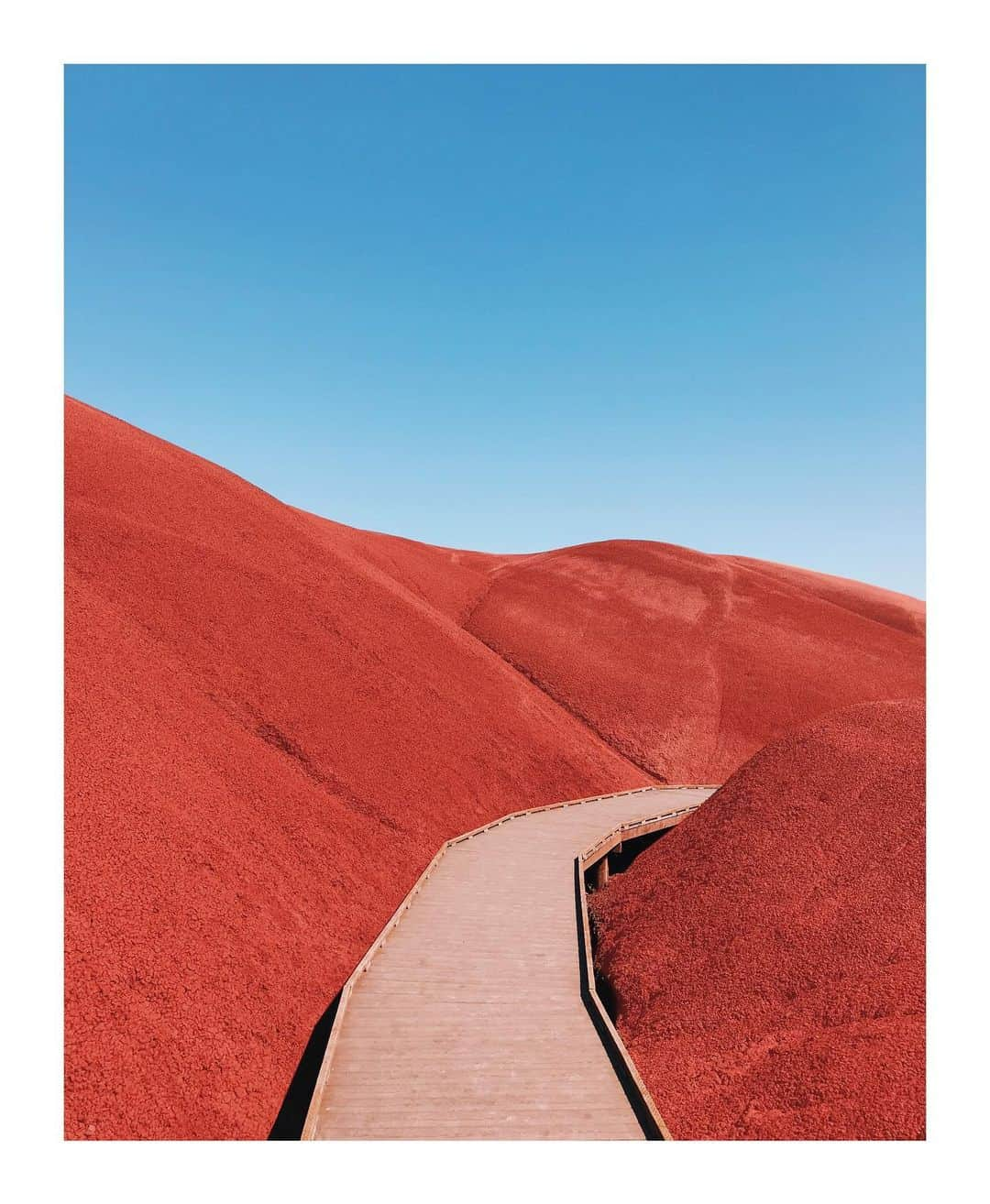 Cory Staudacherさんのインスタグラム写真 - (Cory StaudacherInstagram)「Painted Hills - Oregon」7月21日 9時13分 - withhearts