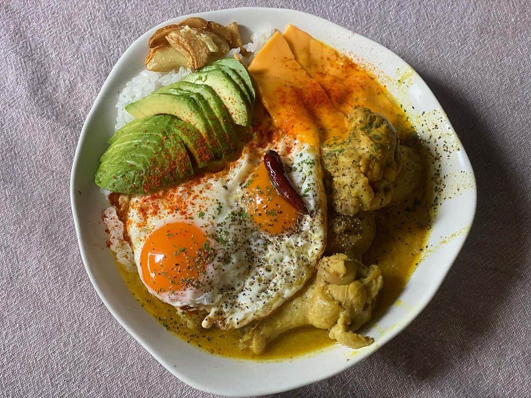 永山竜弥のインスタグラム：「カレー出来ました。」