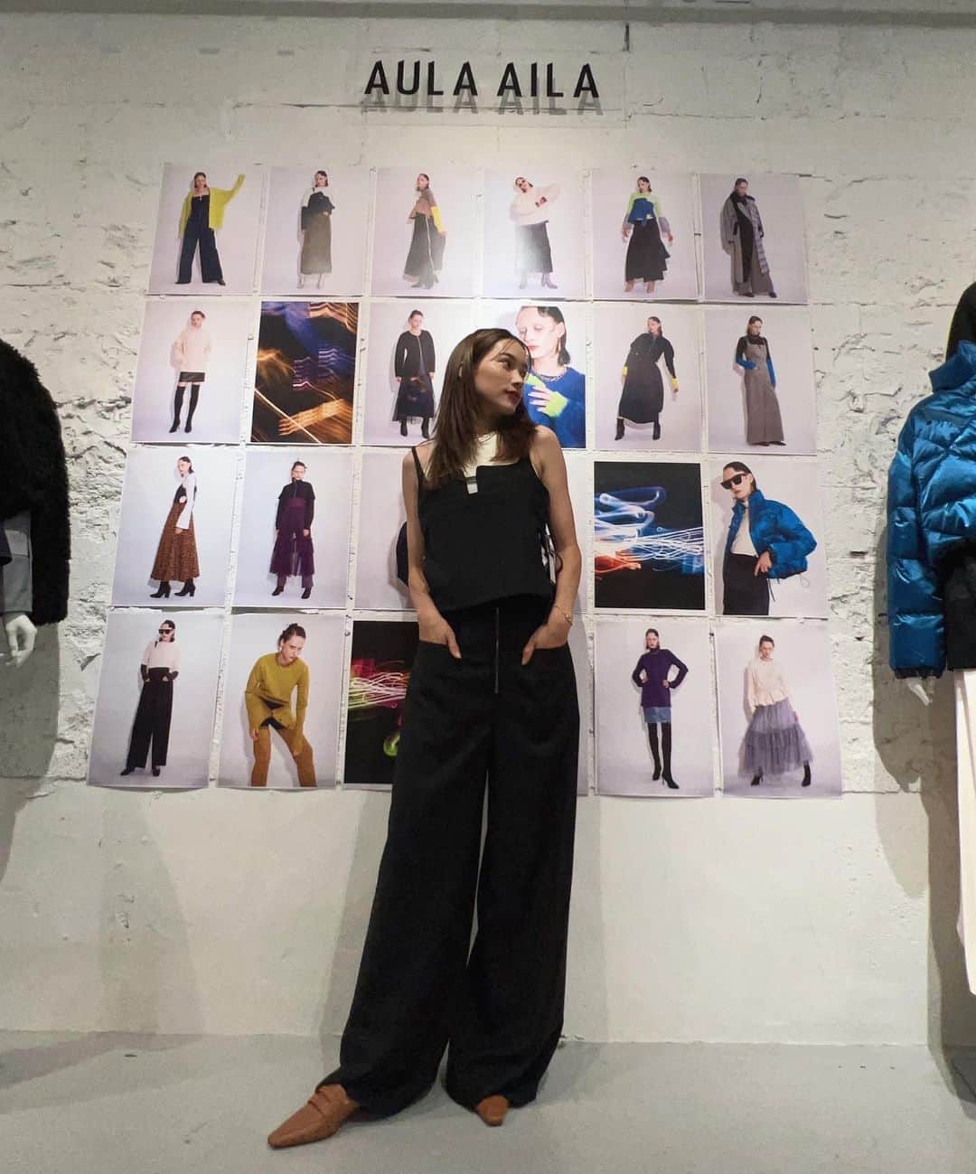 樽見麻緒のインスタグラム：「AULA AILA展示会へ✨ ゆきさんとお揃いのこのセットアップかわいかったな〜♡ まなみさんいつもありがとうございます🥰🫶🫶  #AULAAILA#exhibition#winterfashion」