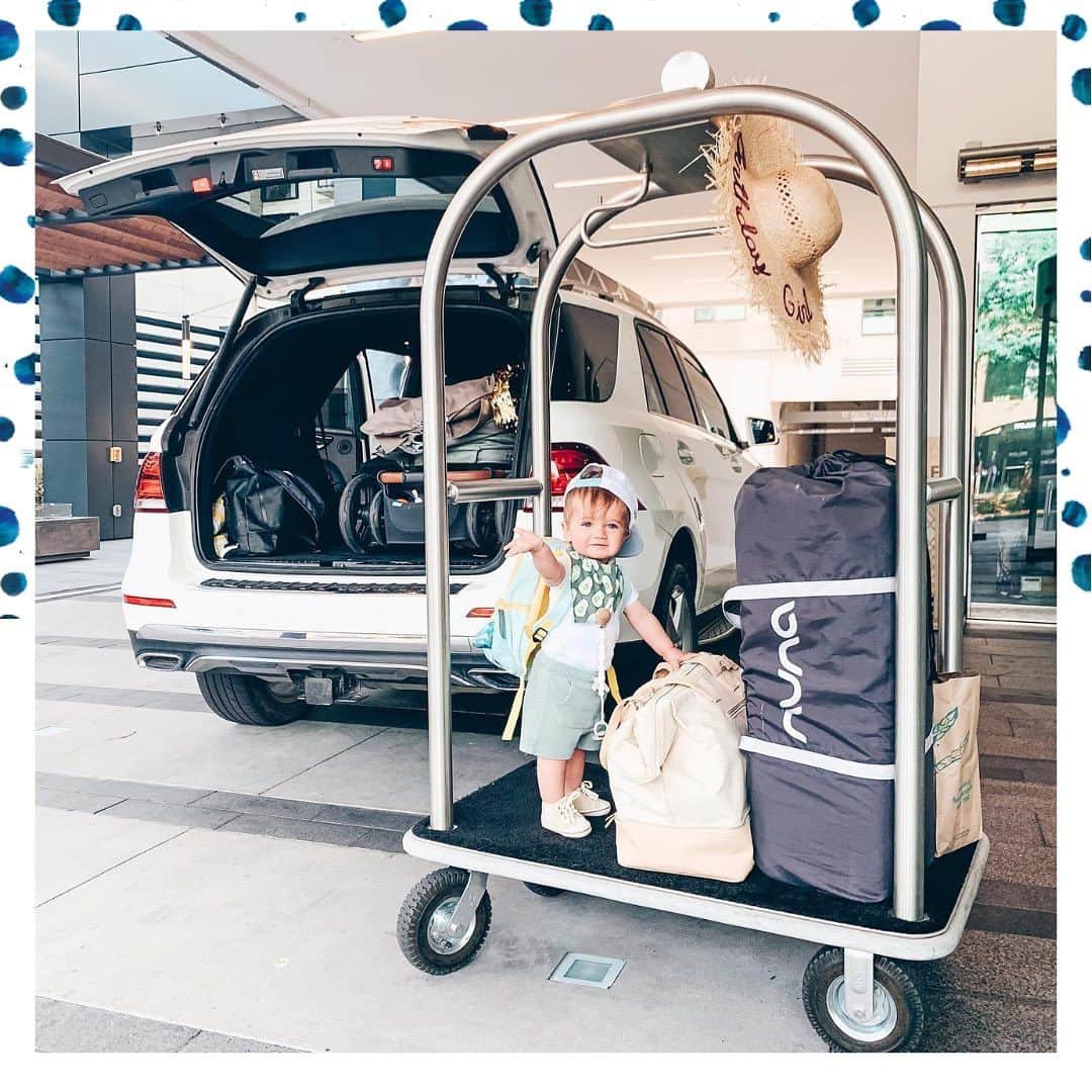 nunaのインスタグラム：「Count us in, we're going wherever they're going 😍 Thank you @va_style for sharing this cuteness overload.  #nuna #mynuna #travel #roadtrip」