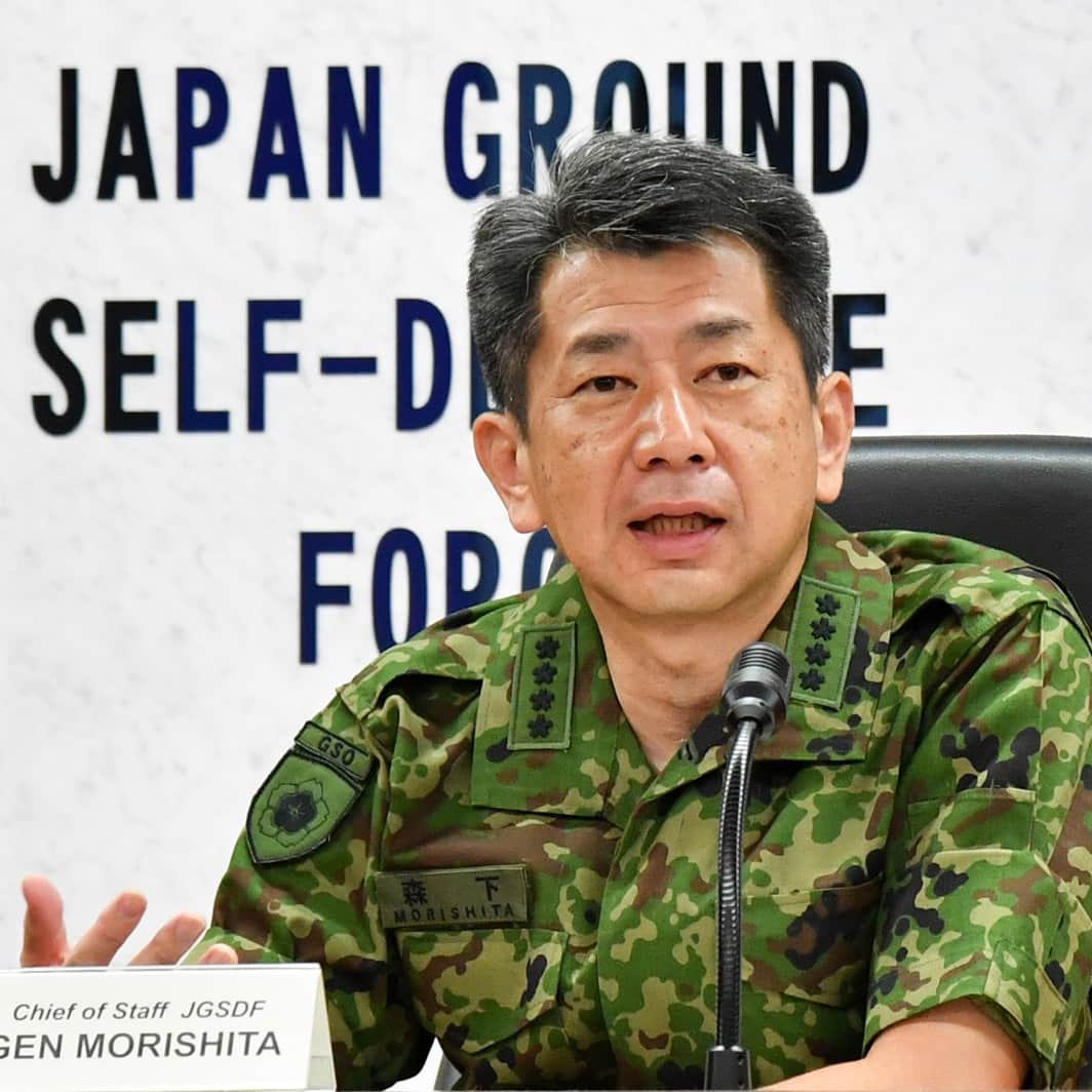 のインスタグラム：「陸上自衛隊、米陸軍及び豪陸軍は、７月１８日（火）、令和５年度日米豪共同指揮所演習（ＹＳ－８４・８５）の本格的な調整開始となるキックオフミーティングを実施しました。今後、対面調整の場であるＹＳ－８４、そして年末に予定のＹＳ－８５に向けて、年間を通じ準備を進めてまいります。 在日米陸軍のシンボルである「山」と陸上自衛隊のシンボルである「桜」の頭文字をとり「ヤマサクラ」「ＹＳ」と呼称しています。（写真は、昨年度のＹＳのロゴマークです。）  JGSDF, US Army, and Australian Army conducted a Kick-Off meeting of the YS-84/85 on 18 July, which marked the beginning of full-scale coordination. We will proceed with the preparation for YS-84 as in person conference and YS-85 which will be held in December. YS is an abbreviation of Yama Sakura, the meaning is taken from both symbol of US Army Japan “Mountain as Yama” and JGSDF “Cherry blossom as Sakura” (Lower right is the logo of the YS, last year)」