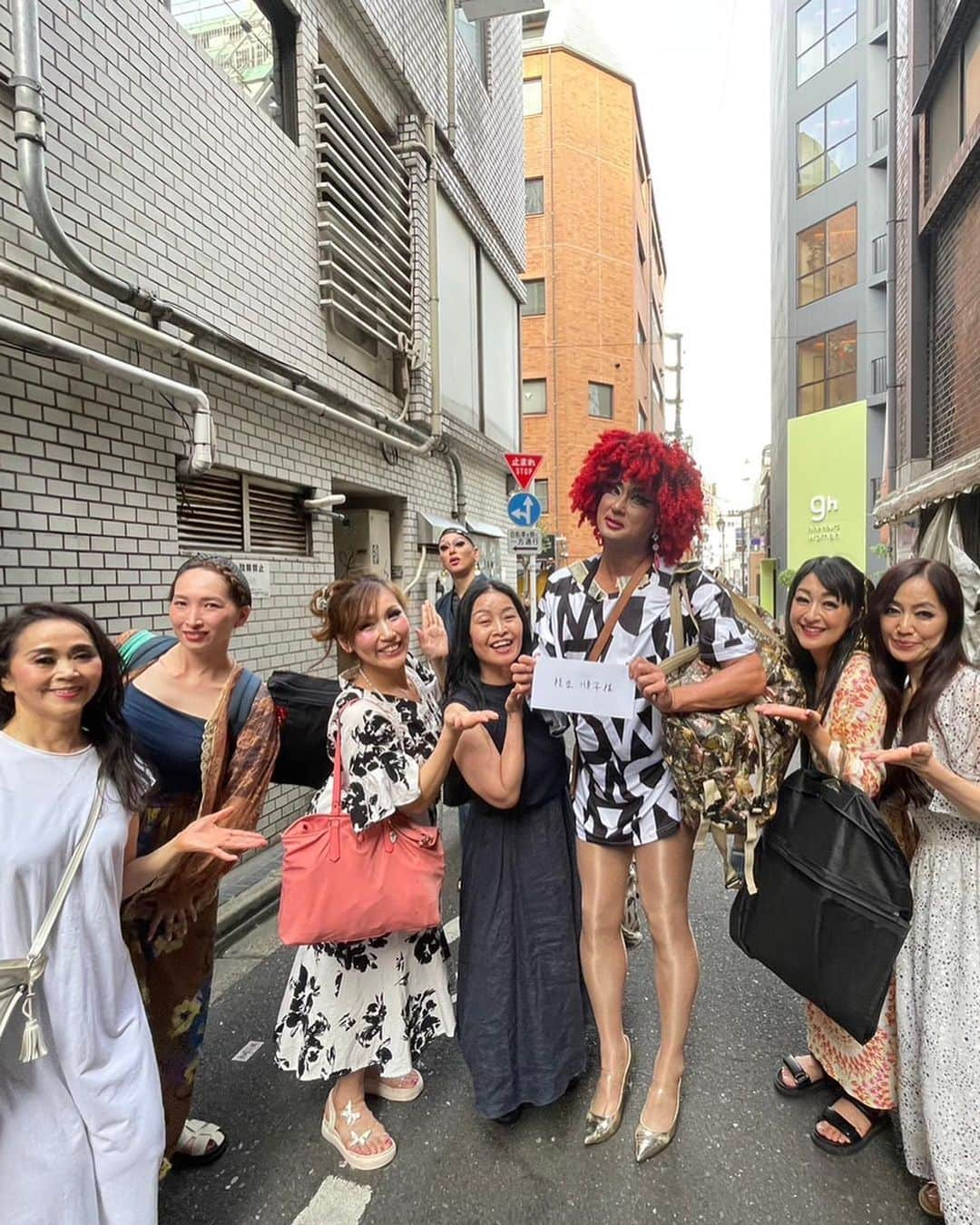 岡村真依さんのインスタグラム写真 - (岡村真依Instagram)「💎2023.7.15💎 BELLY★CABARET vol.45💕 organizer Nicole&Nagwa❤️‍🔥 next 2023.12/2 Sat. Save the Date! @bellycabaret  夢が叶った日🙈💖💖💖  #bellydancestage #bellydance  #bellycabaret  #sailormoon #セーラームーン  #ドリアン さん❤️ #枝豆順子 さん❤️」7月21日 12時15分 - maimai_maai