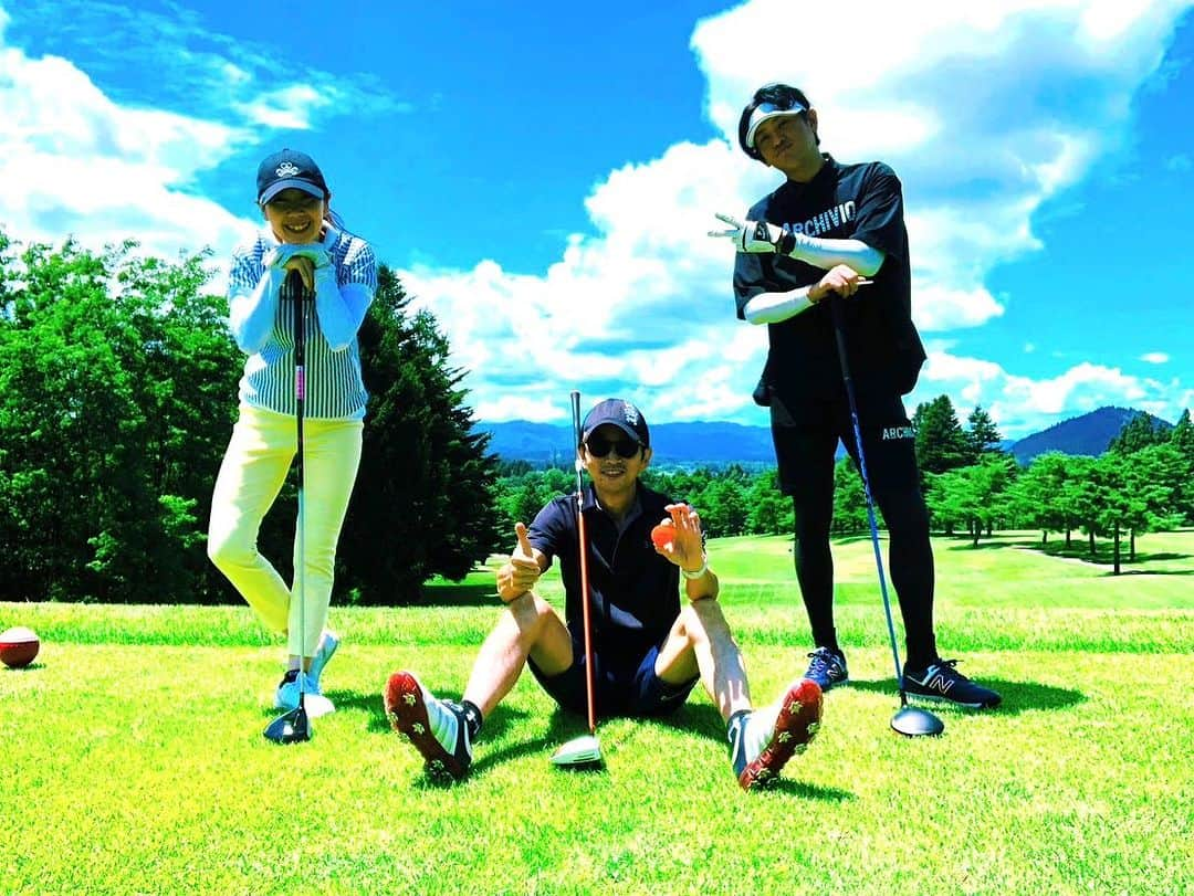 賀集利樹のインスタグラム：「・  昨日の最後の休演日はゴルフ⛳️ 楽しかったしリフレッシュできた。  雨続きが晴れて良かった☀️ ・ ・ #アルチビオ  #archivio」