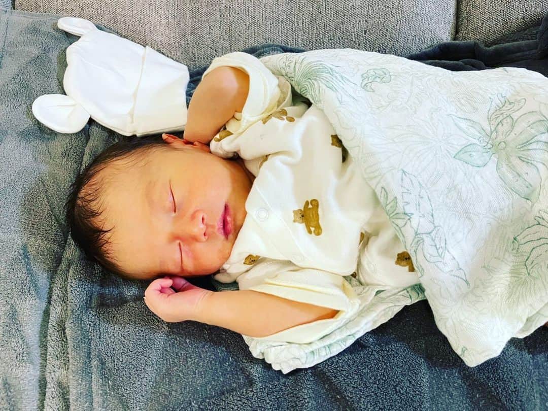藤田弘輝のインスタグラム：「7/14/23 藤田カノア  男の子が産まれました。 無事この世に産まれてきてくれてありがとう。❤️  頑張ってくれた奥様本当にありがとう。 2人ともLove You so much」