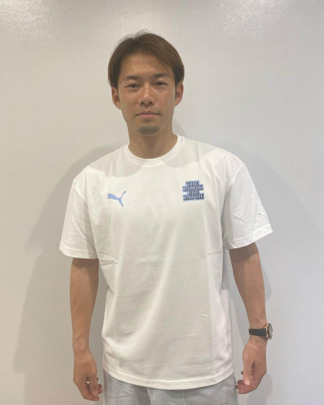 小池龍太のインスタグラム：「23日はマンチェスター・シティ戦🔥  セルティック戦同様、マリノスの強さを見せましょう❤️🤍💙  Manchester City BlackEyePatch PUMAのトリプルコラボTシャツ #プーマグラム  @pumajapan」