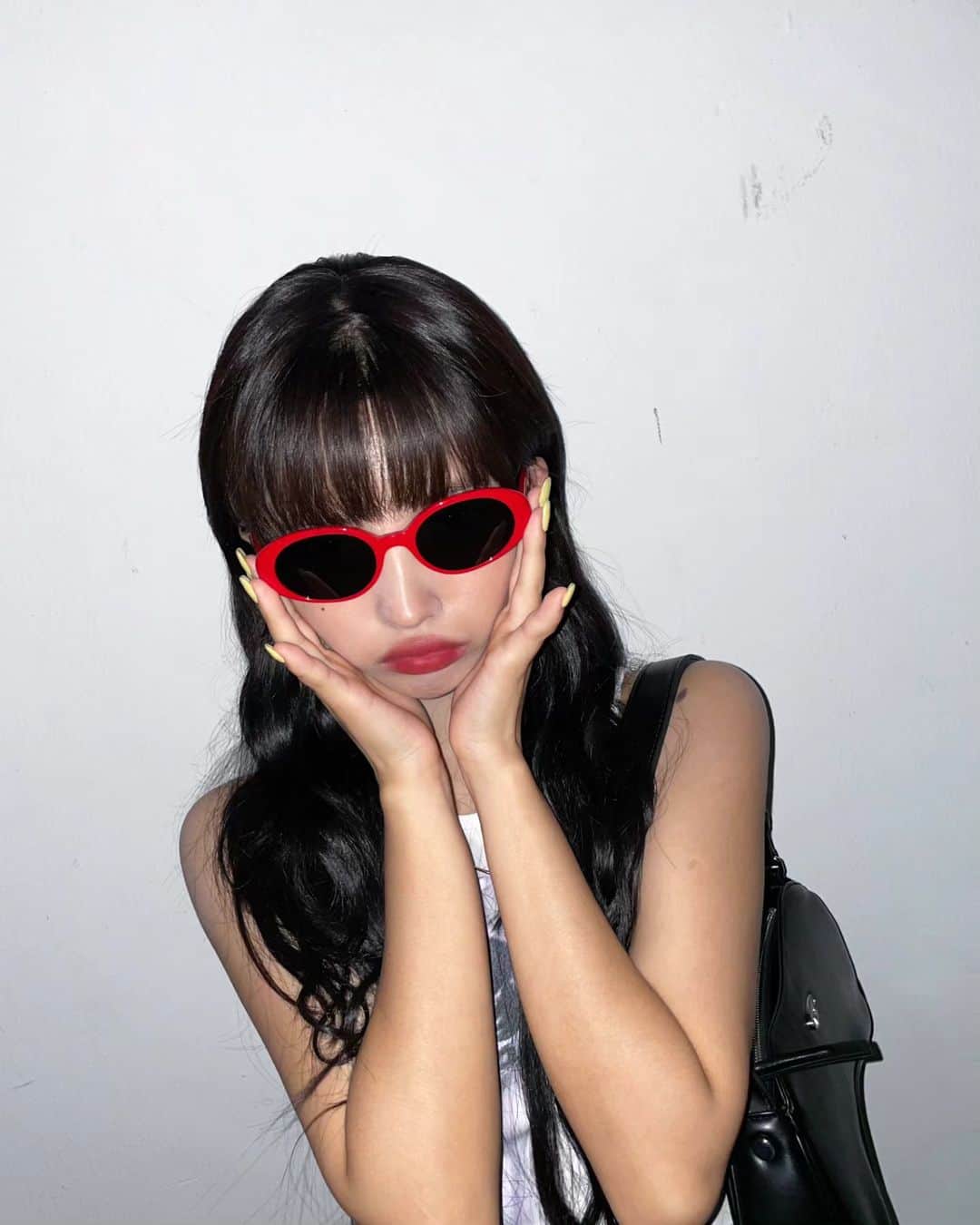 ソヨンのインスタグラム：「❤️🕶️❤️ 홍콩으로~~~~💋」