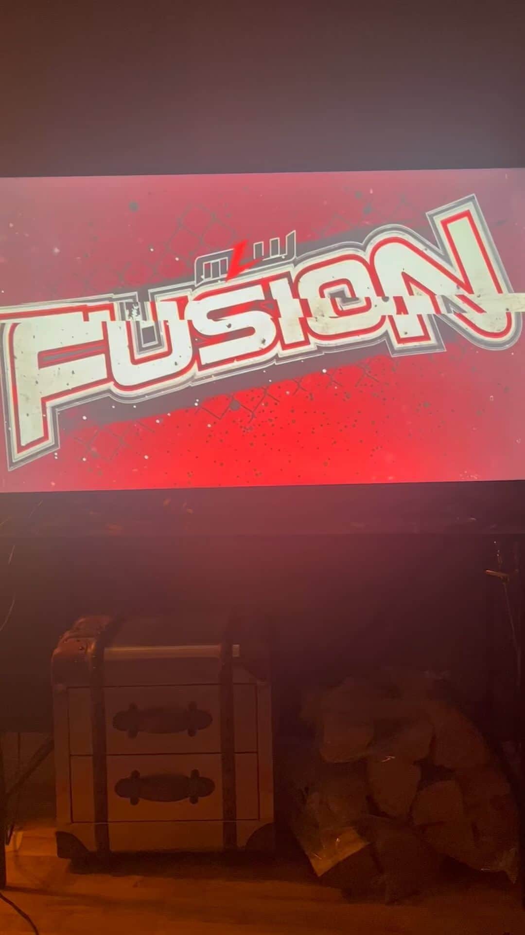 のインスタグラム：「Opera Cup Finals here we go!!! 🤼‍♂️🔥🏆 🇬🇧 🇨🇦 🇯🇵 Tune in and check out #mlwfusion」