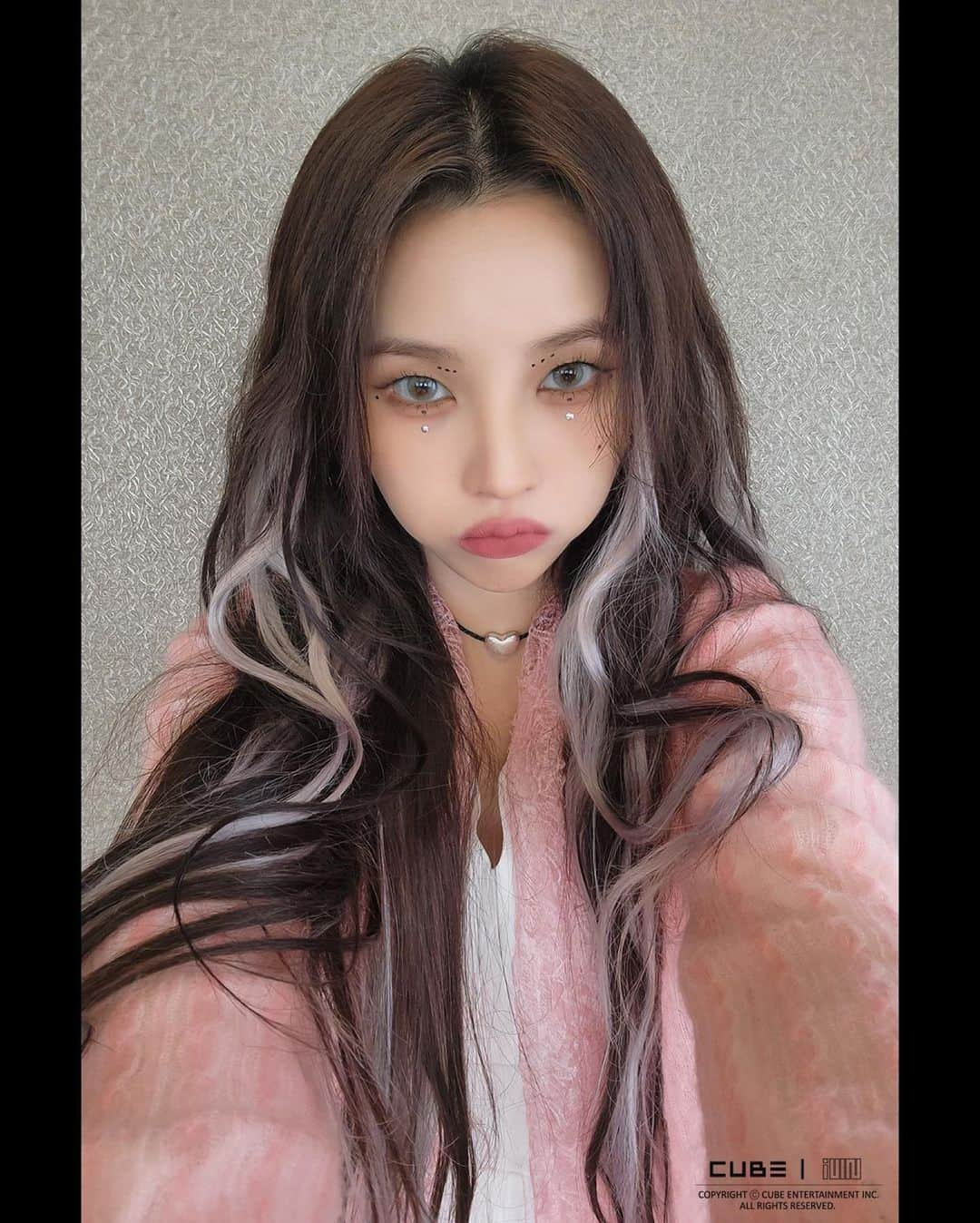 (G)I-DLEさんのインスタグラム写真 - ((G)I-DLEInstagram)「[📸] (여자)아이들 Digital Single [I DO] Special Selfie 🚀  ‘I DO’ Official Music Video ▶️ https://youtu.be/pCh3Kp6qxo8  #여자아이들 #GIDLE #GIDLE_IDO」7月21日 14時00分 - official_g_i_dle