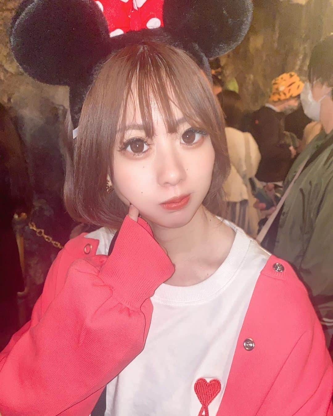立花みかのインスタグラム：「.  たまには普通の写真も  #like #fashionblogger #fashion #likesforlike #名古屋#錦#ディズニー」