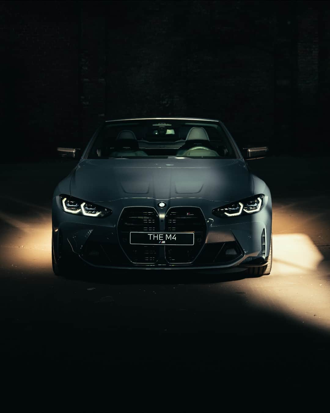 BMWさんのインスタグラム写真 - (BMWInstagram)「There be power amongst the shadows ✰ 📸: @row1photography @vanlaarhovenbmwmini @story.bmw #BMWRepost   The BMW M4 Competition Convertible. #THEM4 #BMWM #M4 #BMW #MPower __ BMW M4 Competition M xDrive Convertible: Combined fuel consumption: 10.2 l/100 km. Combined CO2 emissions: 233–231 g/km. All data according to WLTP. Further info: www.bmw.com/disclaimer」7月22日 1時22分 - bmw