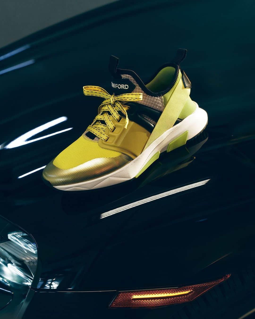 トムフォードのインスタグラム：「NEOPRENE SUEDE JAGO SNEAKERS.   DISCOVER THE PRE-FALL ’23 COLLECTION. NOW AVAILABLE ON TOMFORD.COM   #TOMFORD」