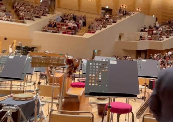 久石譲のインスタグラム：「World Dream Orchestra at Suntory Hall.  Everyone was “SOUDACHI”. It means audiences were ALL standing ovation. #joehisaishi #suntoryhall #wdo #NJP」