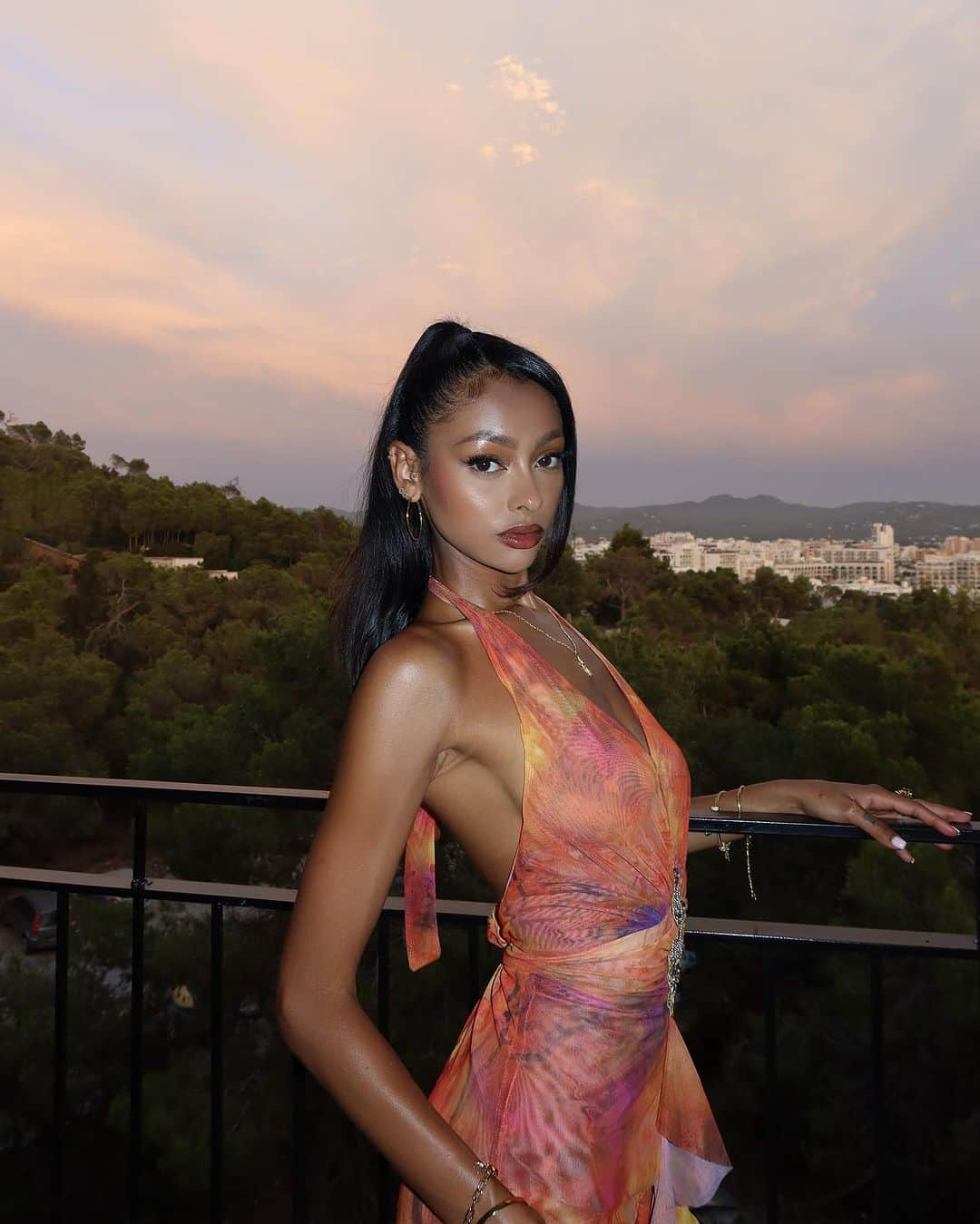 ジェイデ・ピアスさんのインスタグラム写真 - (ジェイデ・ピアスInstagram)「Ibiza Barbie 🌸」7月22日 2時37分 - jaydepierce