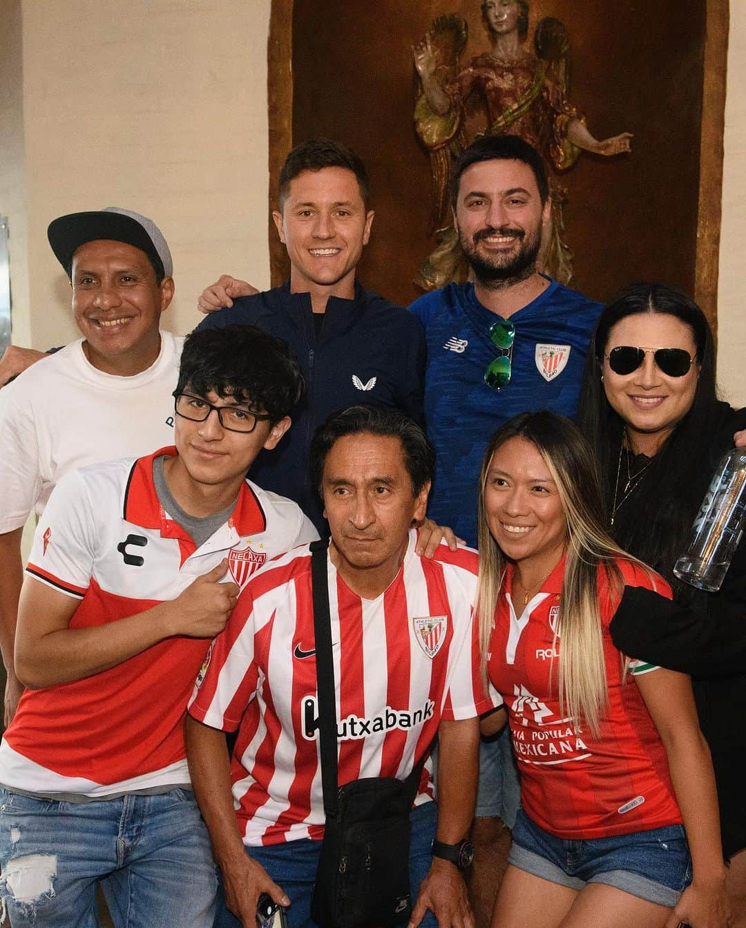 アンデル・エレーラさんのインスタグラム写真 - (アンデル・エレーラInstagram)「Gracias México 🇲🇽, ha sido un placer. Emociona ver Athleticzales en cualquier lugar del 🌍. 🔴⚪️」7月22日 2時40分 - anderherrera