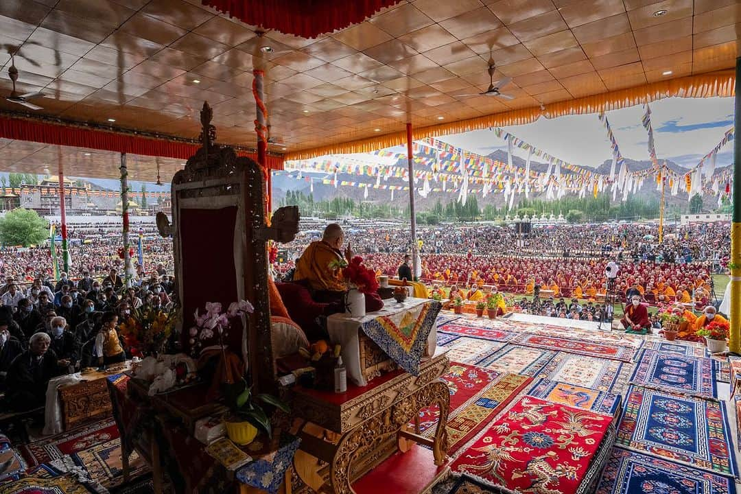 ダライ・ラマ14世のインスタグラム：「First day of teachings in Leh, Ladakh on July 21, 2023. #dalailama #leh #ladakh #teaching #buddhism」