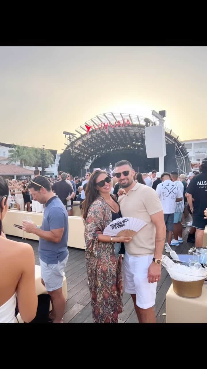 ダニエル・カリジュリのインスタグラム：「Ibiza 23🍒」