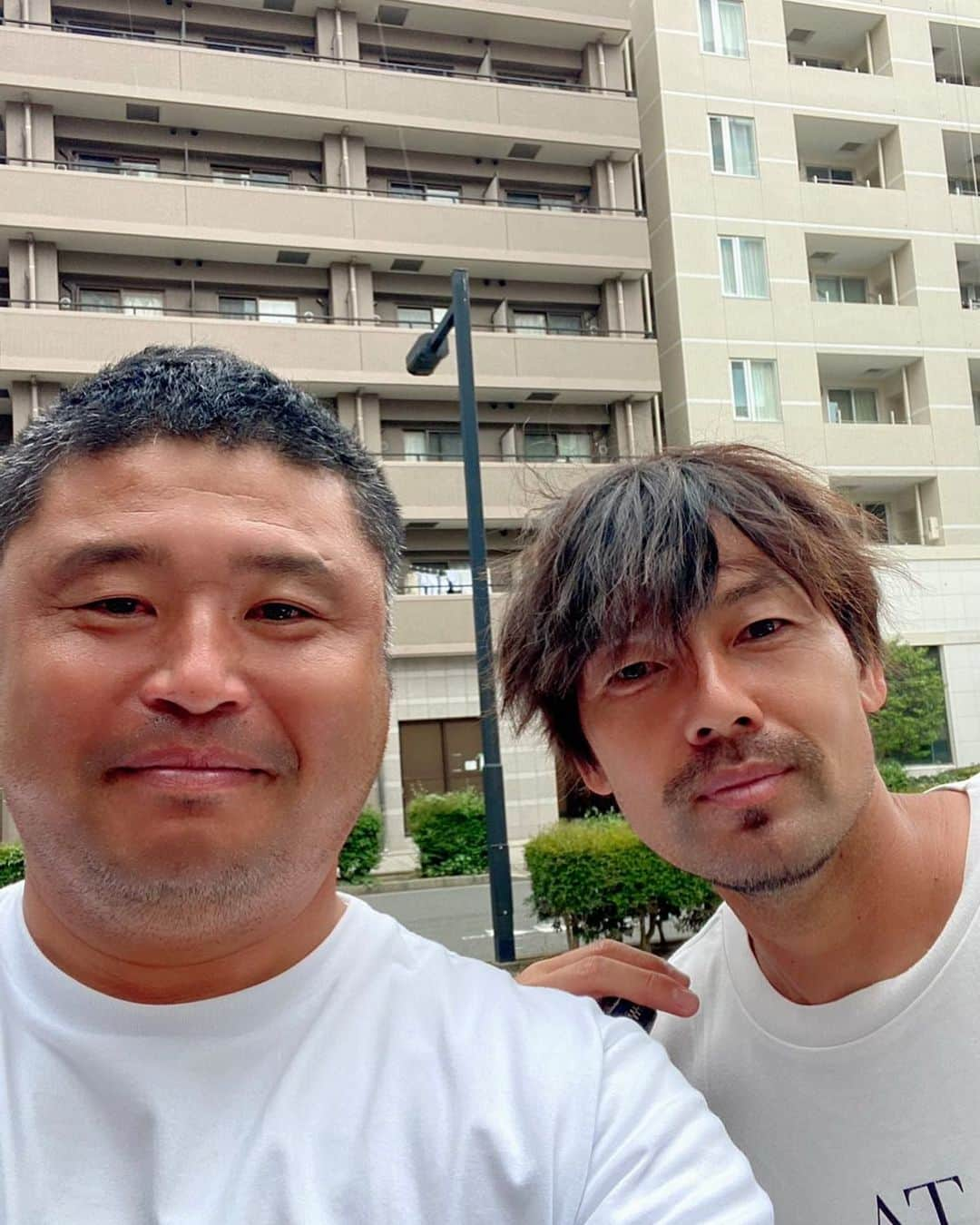 松井大輔さんのインスタグラム写真 - (松井大輔Instagram)「鹿児島実業　サッカー監督  後輩が監督してるのは応援したくなる。 頑張って欲しいですね。  不屈不撓　まだまだ鹿実は強くなる  #kajitsu #kagoshima #jリーグ #soccer #高校サッカー #鹿児島実業 #監督 #不屈不撓」7月21日 18時43分 - matsuidaisuke_official