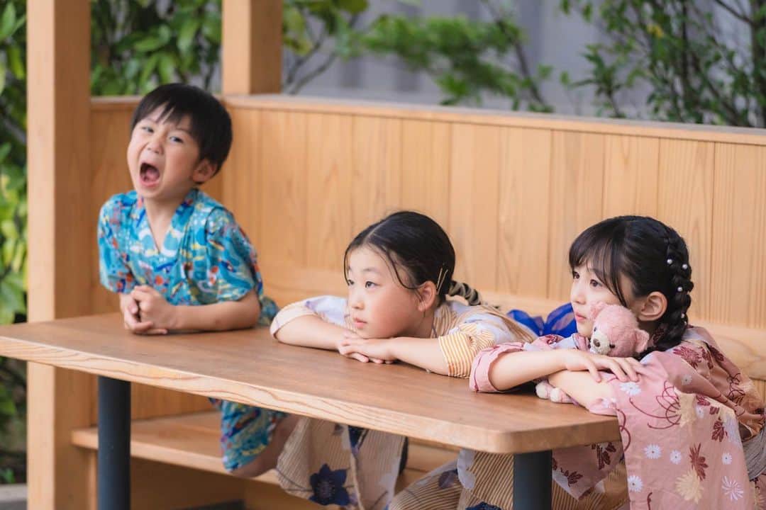Ai.tのインスタグラム：「. 昊也のおちゃらけ具合がどんどん加速中。🤣 . . #浴衣　#6歳　#9歳」