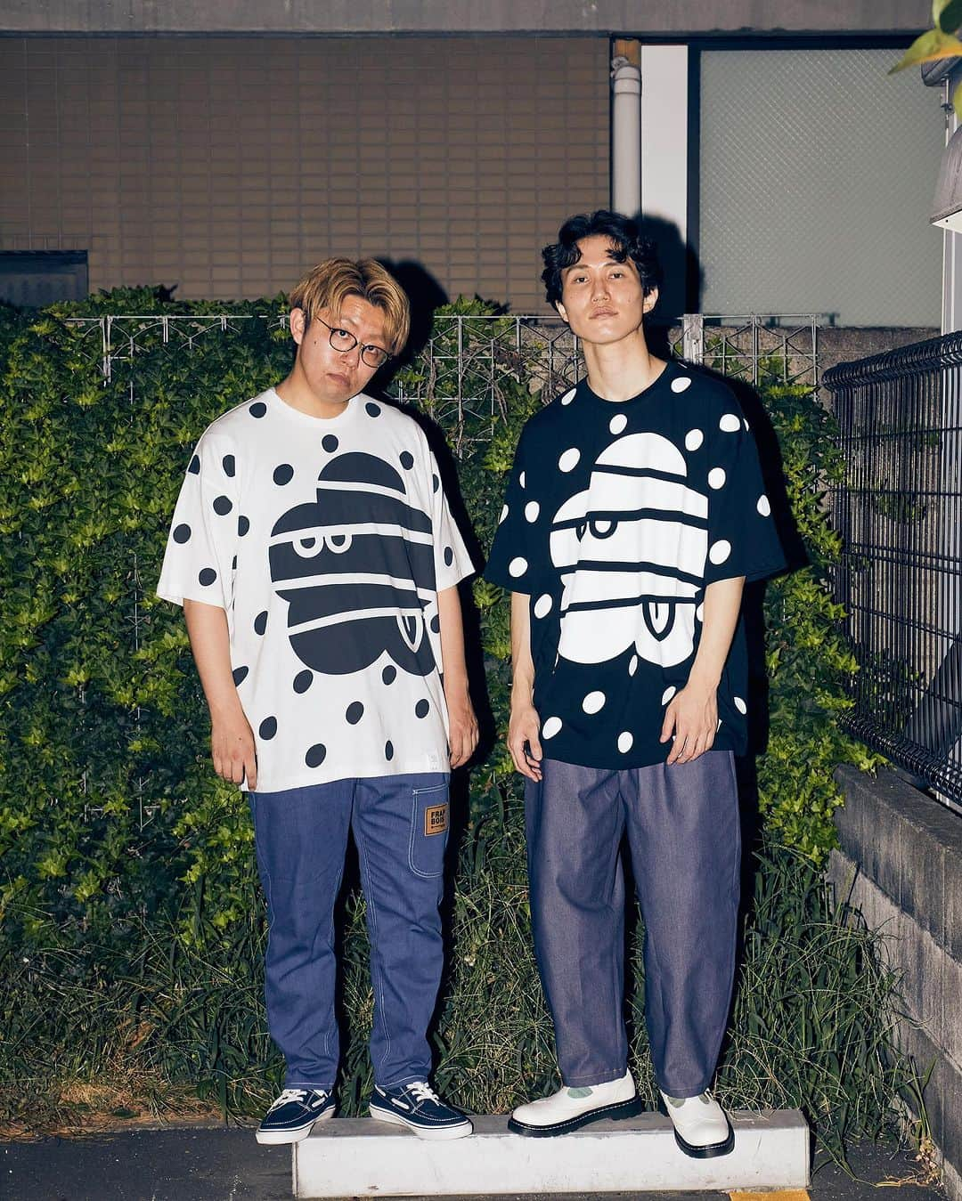 FRAPBOISofficialのインスタグラム：「FRAPBOIS PARK  × ナイチンゲールダンス  ライブ動画はご覧いただけましたでしょうか？ 動画を最後までご覧いただき、キーワードと希望日時をDMいただきますと、 ナイチンゲールダンスさんご出演の劇場チケットをプレゼント🎁  詳しくはリール動画のキャプションをご覧ください！  #frapbois #フラボア #フラボア中目黒 #フラボア女子 #フラボア男子 #lookbook #ルックブック #着回しコーデ #着回しアイテム  #お買い物 #カゴバッグ #ユニセックス #ジェンダーレス #エフォートレス #カジュアルルック  #フラボアパーク #frapboispark #ナイチンゲールダンス #ヤス　#中野なかるてぃん  #カットソー　#ドット」