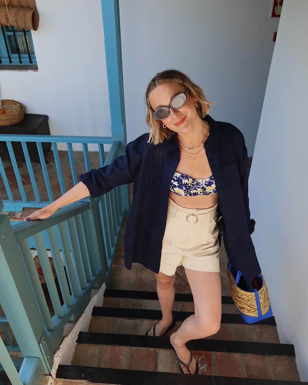 Ted Bakerのインスタグラム：「ad✨ swimwear season @tedbaker 🏊🏼‍♀️👙 #TedBaker #ItsAShoreThing」