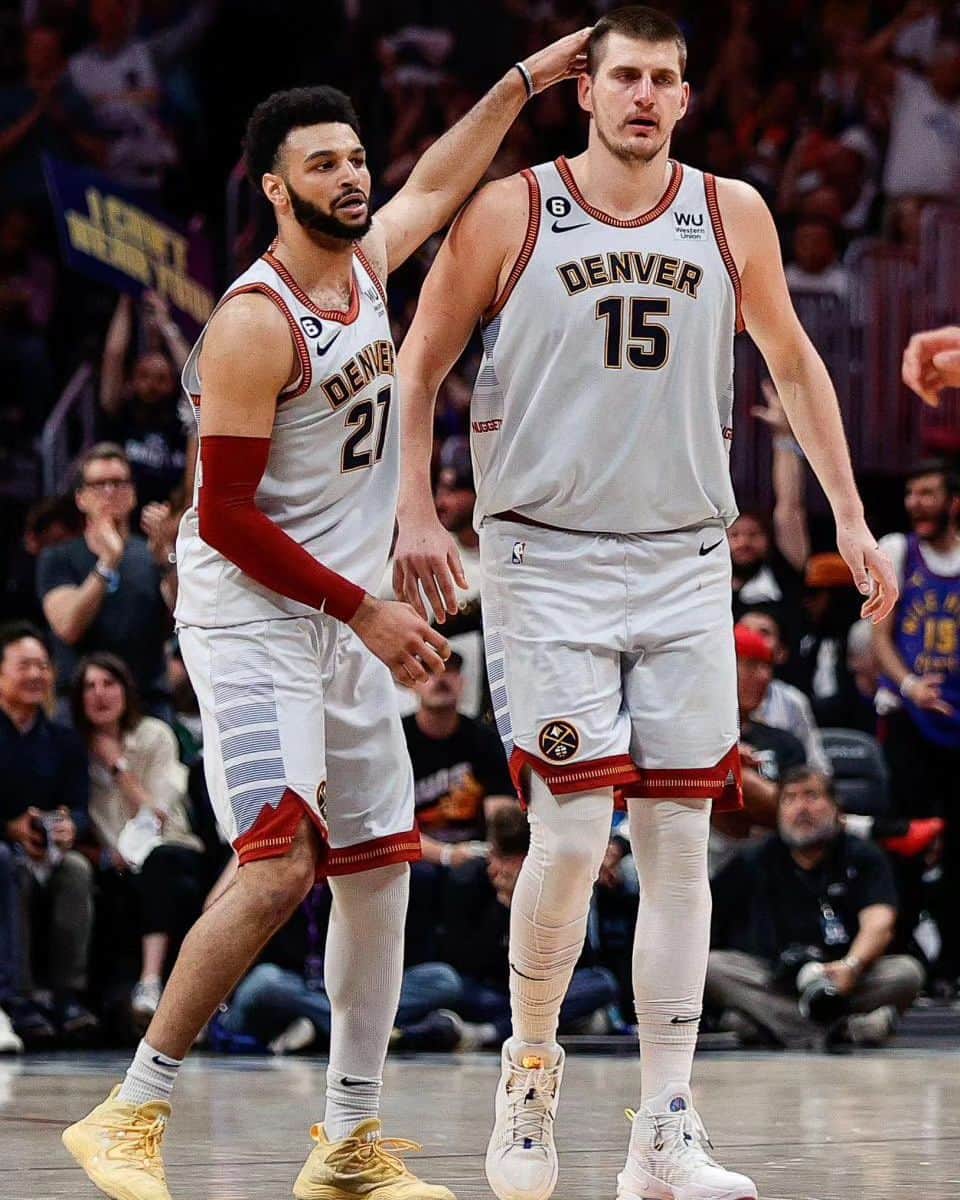 ニコラ・ヨキッチのインスタグラム：「Full list of players in NBA history to average 25 PPG in their playoff careers while shooting at least 40% from 3:  1. Nikola Jokic 2. Jamal Murray   Source: njokicfunclub/Twitter  . . .  #jokic #jokicnikola #joker #nikola #nikolajokic #denver #nuggets #denvernuggets #colorado #nba #basketball #serbia #usa #srbija #sombor #belgrade #beograd #mvp」