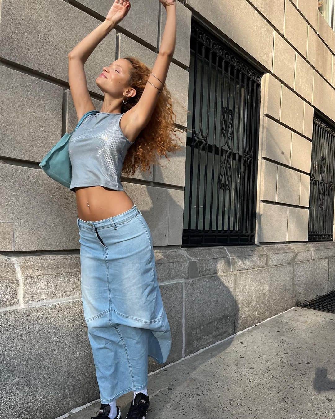tiger Mistさんのインスタグラム写真 - (tiger MistInstagram)「Elevate your street style in the Aish Top + Jada Maxi Skirt. ♡ As seen on @itsmelauraazevedo」7月21日 20時35分 - tigermist
