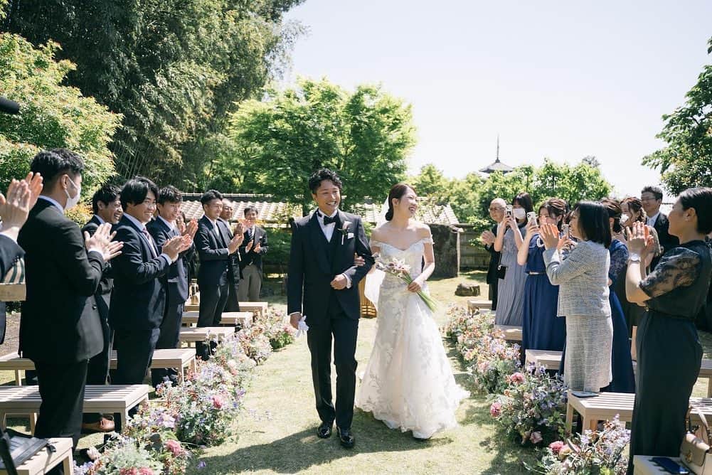 THE SODOH WEDDING OFFICIALさんのインスタグラム写真 - (THE SODOH WEDDING OFFICIALInstagram)「. Garden wedding  歴史ある「ねねの道」を進んだ先にあるのは 京都らしさ溢れる プライベートガーデンウェディング  ここTHE SODOH HIGASHIYAMA KYOTOで おふたりらしい挙式を作りませんか？ .  Photo by @kyoto_laviephotography   >>@sodoh_wedding   #sodoh花嫁#thesodohhigashiyamakyoto  #ザソウドウ東山京都#sodoh#pdsのある人生#weddingdress #dress #kyoto #wedding  #thetreatdressing#プレ花嫁#卒花嫁#結婚準備#式場探し#関西花嫁#京都花嫁#東京花嫁#京都結婚式#東山#入籍#プロポーズ#前撮り#結婚式#ウェディングドレス#ウェディングヘアメイク」7月21日 20時05分 - sodoh_wedding