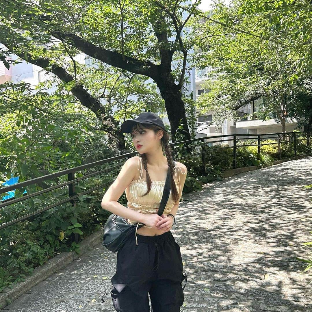 きぬのインスタグラム：「☀️☀️🧢」