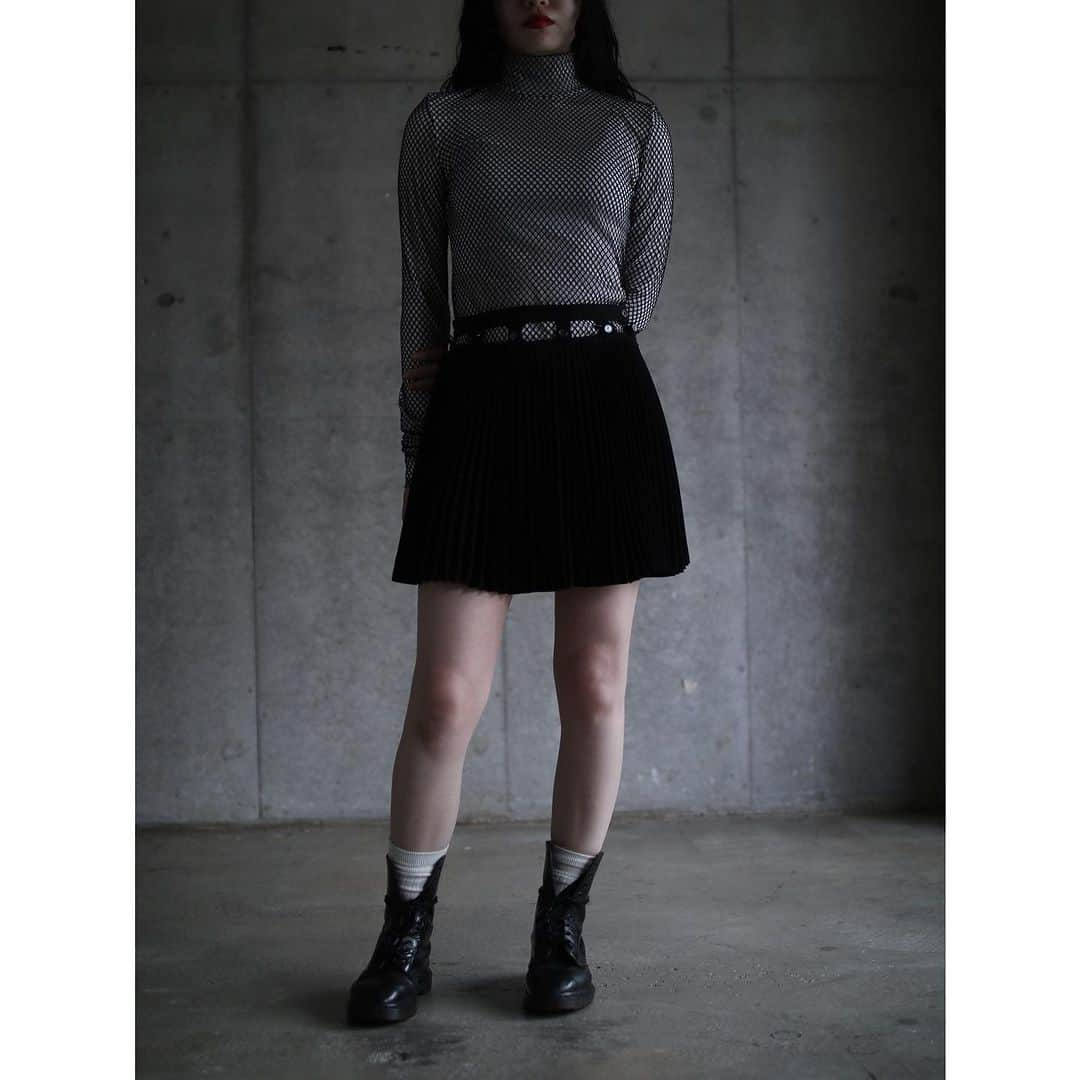 G.V.G.V.のインスタグラム：「MESH LAYERED HIGH NECK TOP  #gvgv」