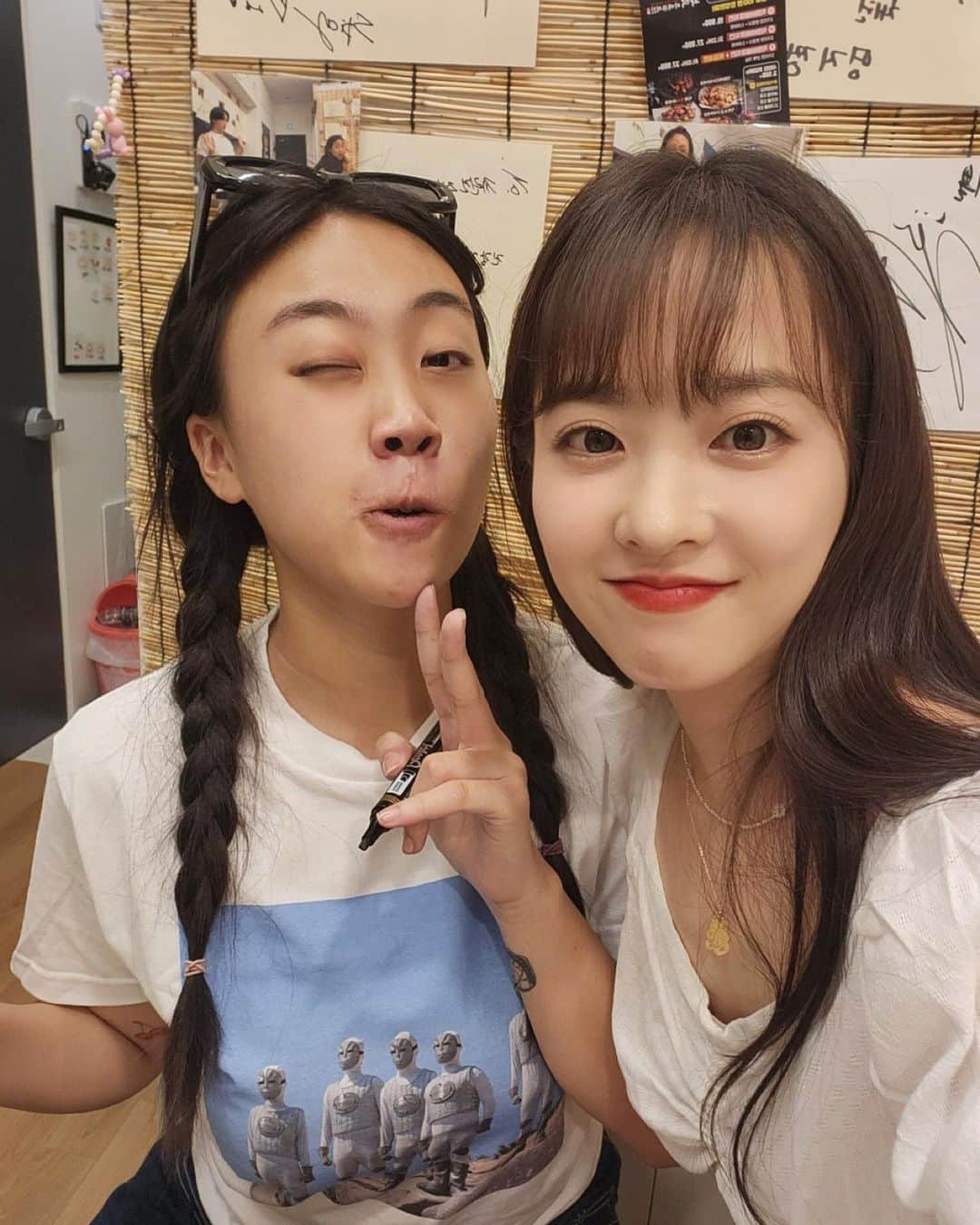 パク・ボヨンさんのインスタグラム写真 - (パク・ボヨンInstagram)「새로운 동생 영지랑👩🏻‍❤️‍👩🏻   @youngji_02」7月21日 20時14分 - boyoung0212_official