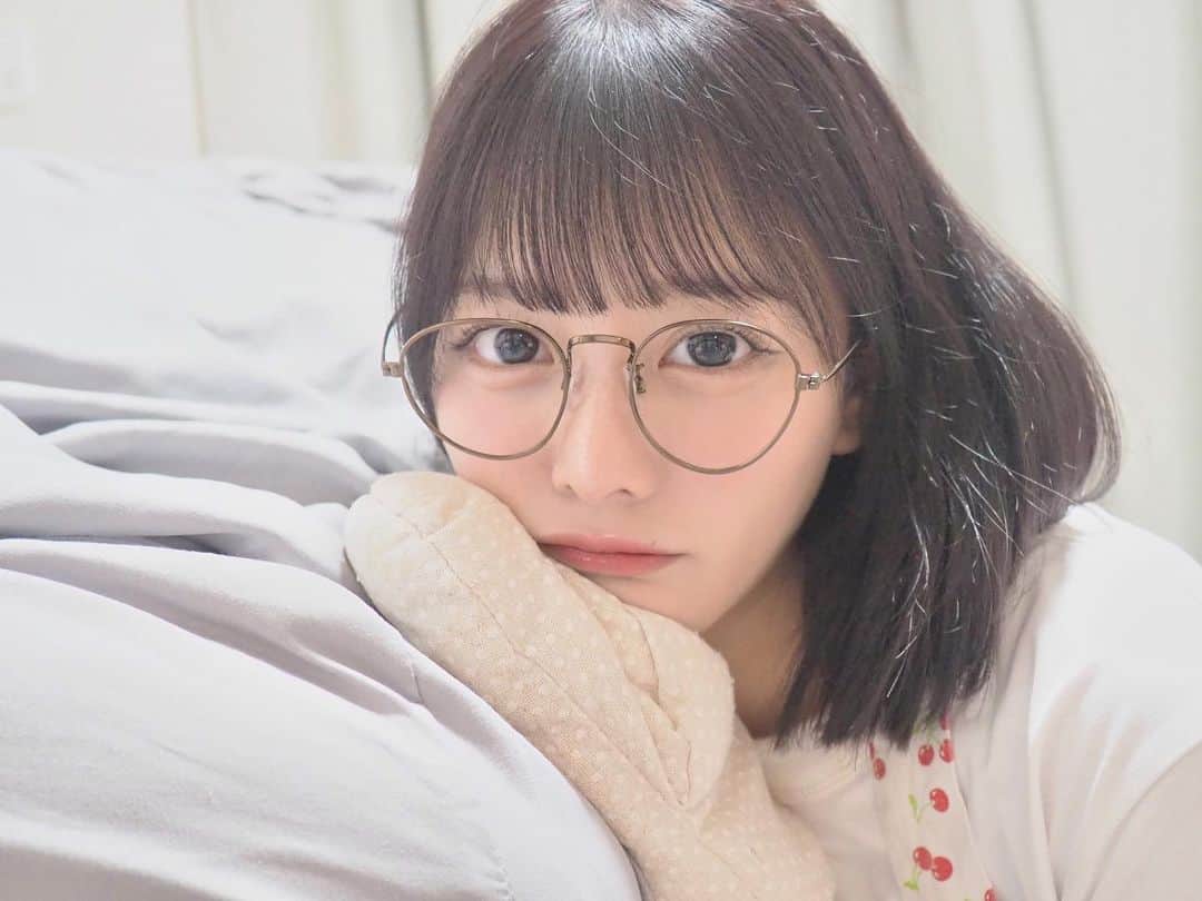 齊藤なぎさのインスタグラム：「🍳🍴 ⁡ ⁡ ⁡ ⁡ 少し前ですが 友達と一緒にケーキを作った時に ついでに撮ってくれた写真。 ⁡ ⁡ かわいいエプロンも貸してくれた🫰🏻 ⁡ ⁡ ⁡」